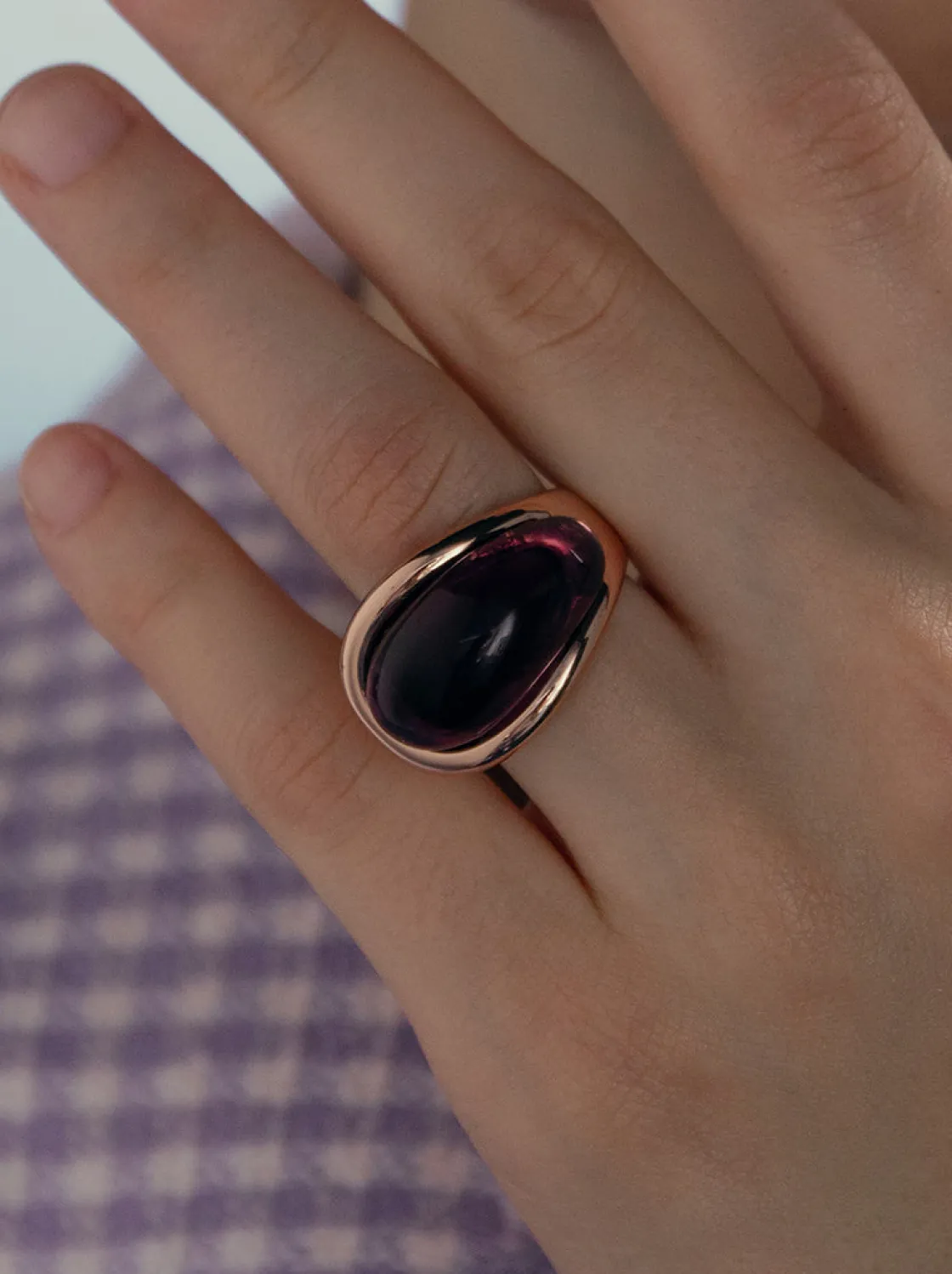 Anillos Con Piedras | Anillos Grandes | LINEARGENT Anillo con piedra morada y plata bañada en rosa