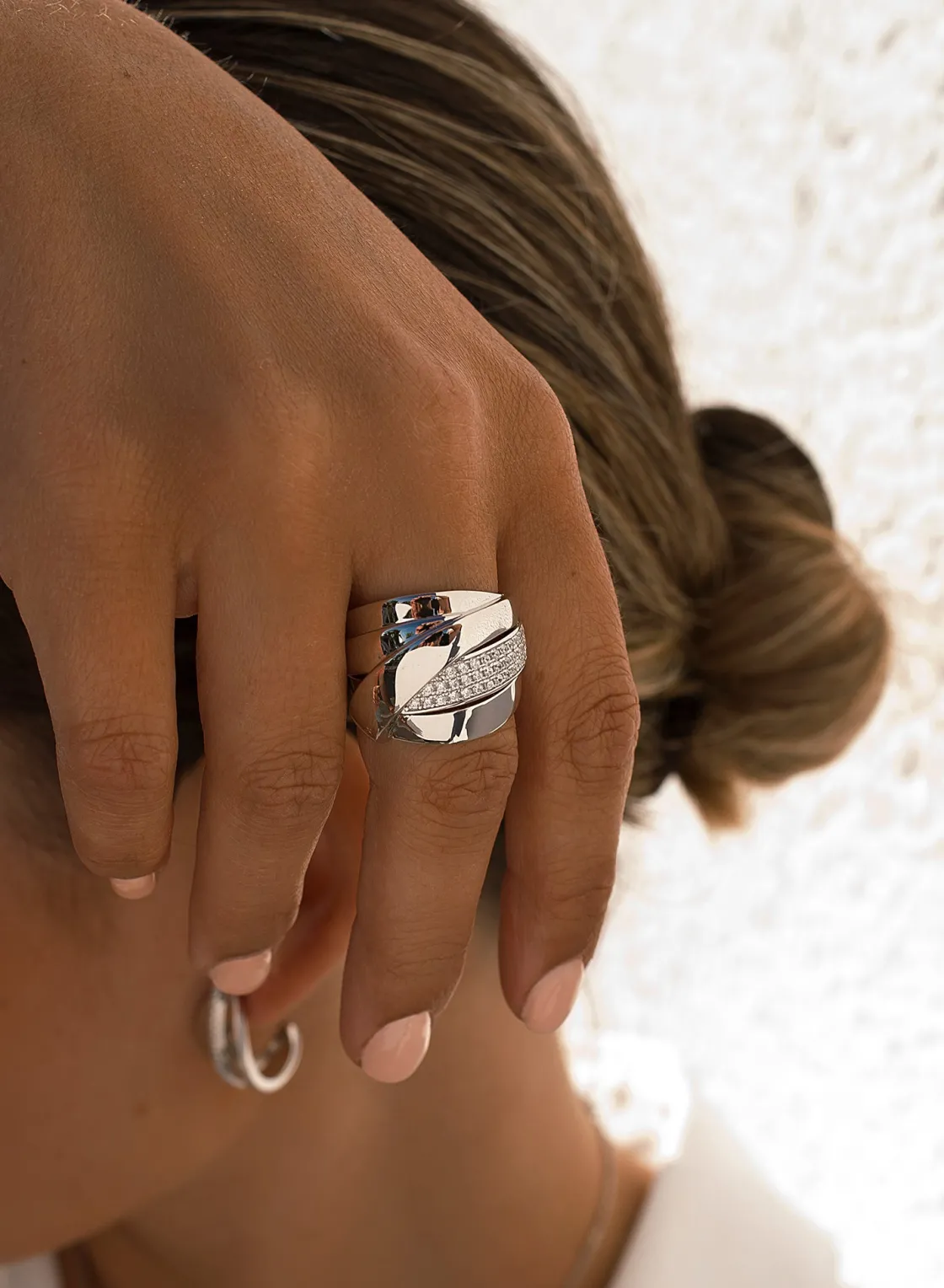 Anillos De Diseño | Anillos Anchos | LINEARGENT Anillos anchos diseño carril diagonal con circonitas