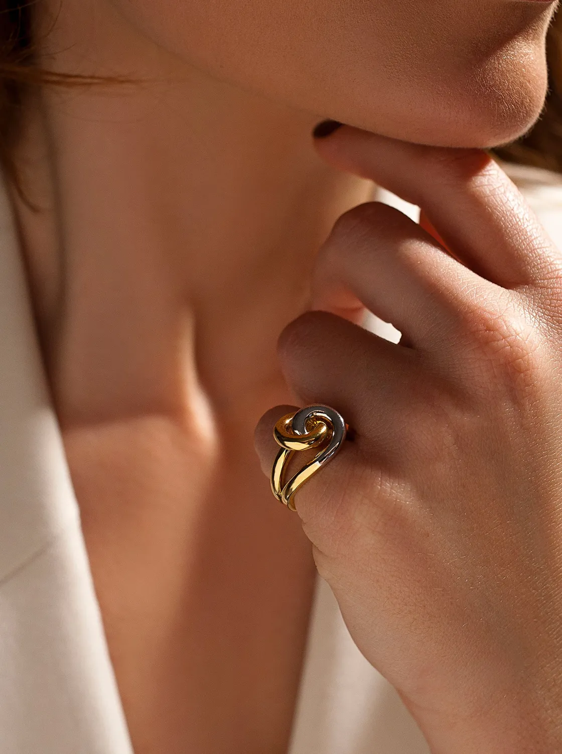 Anillos Bicolor | LINEARGENT Anillos bicolor diseño nudo en plata y baño oro