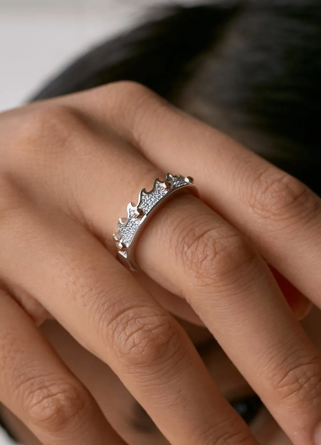 Anillos Circonitas | LINEARGENT Anillos circonitas diseño de púas con detalles dorados