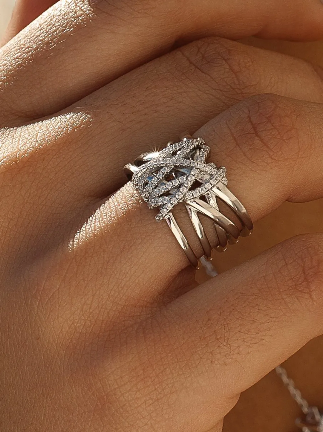 Anillos Anchos | Anillos Grandes | LINEARGENT Anillos circonitas diseño motivo central de nudo