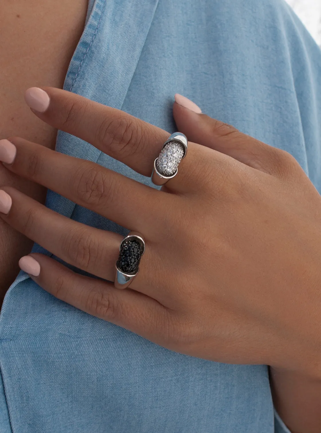 Anillos Circonitas | LINEARGENT Anillos circonitas negras diseño abierto y plata lisa