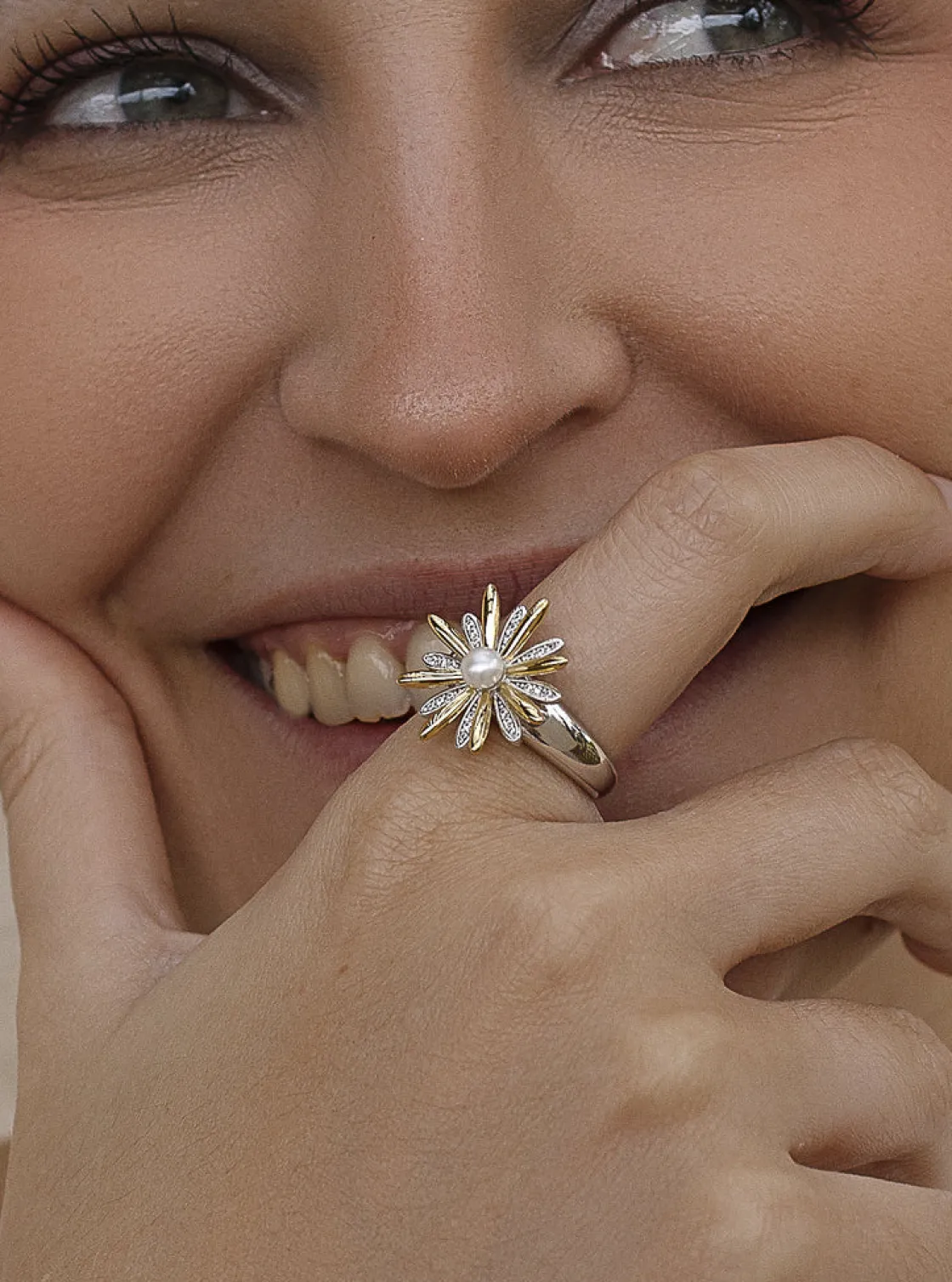 Anillos Bicolor | LINEARGENT Anillos colgantes bicolor de plata con diseño floral