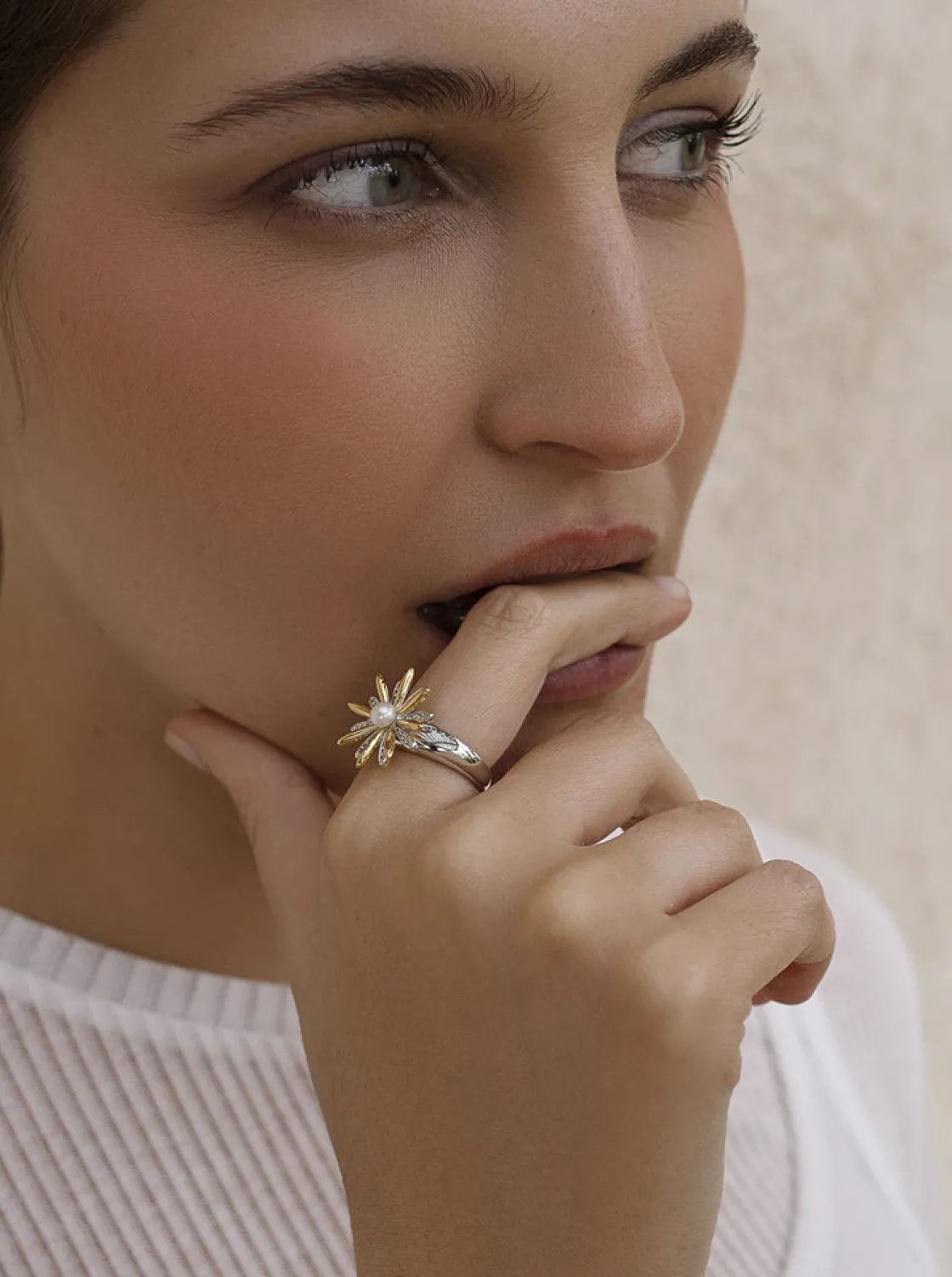 Anillos Bicolor | LINEARGENT Anillos colgantes bicolor de plata con diseño floral