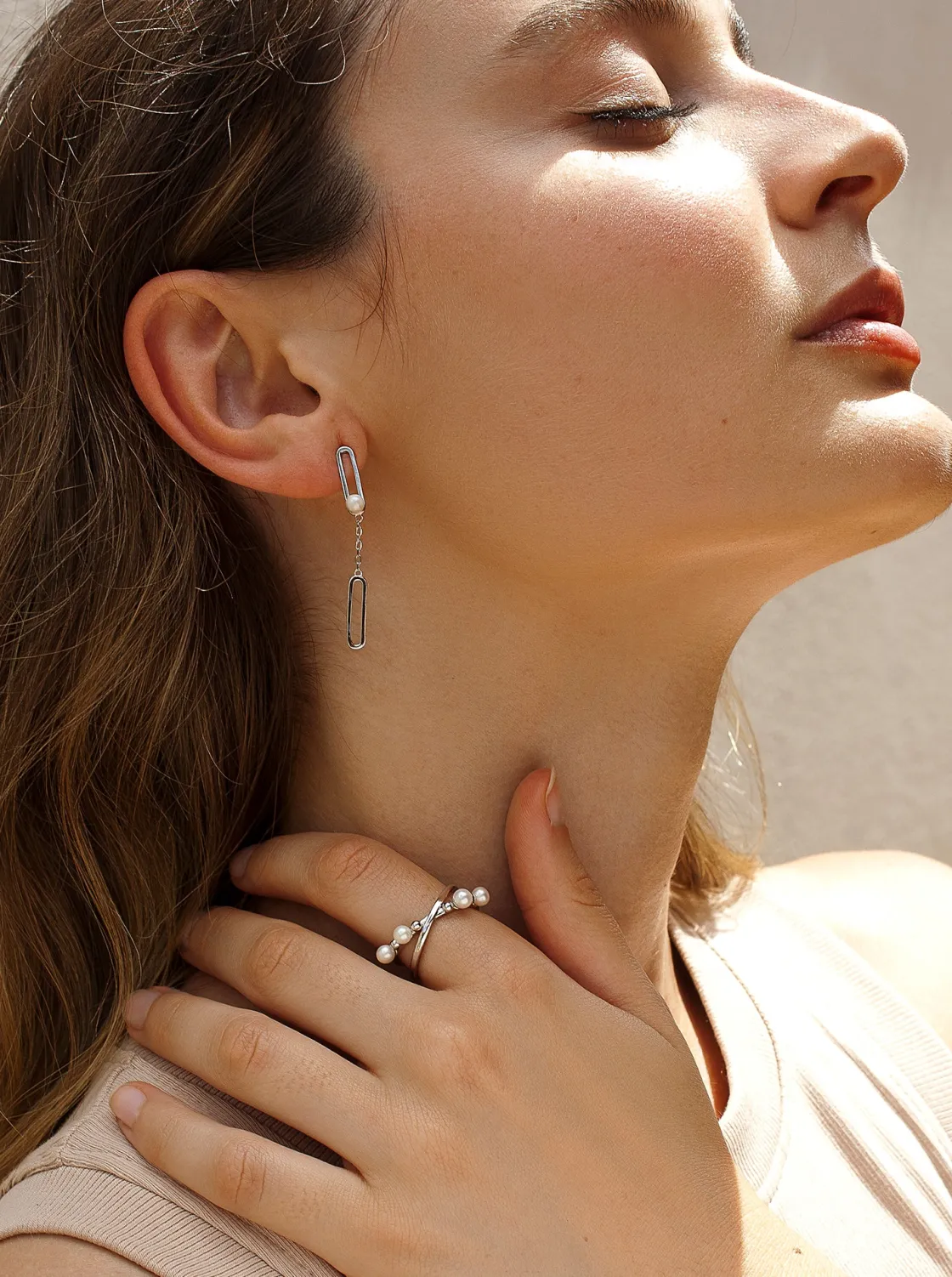 Anillos Con Perlas | LINEARGENT Anillos con perlas con doble raíl cruzado
