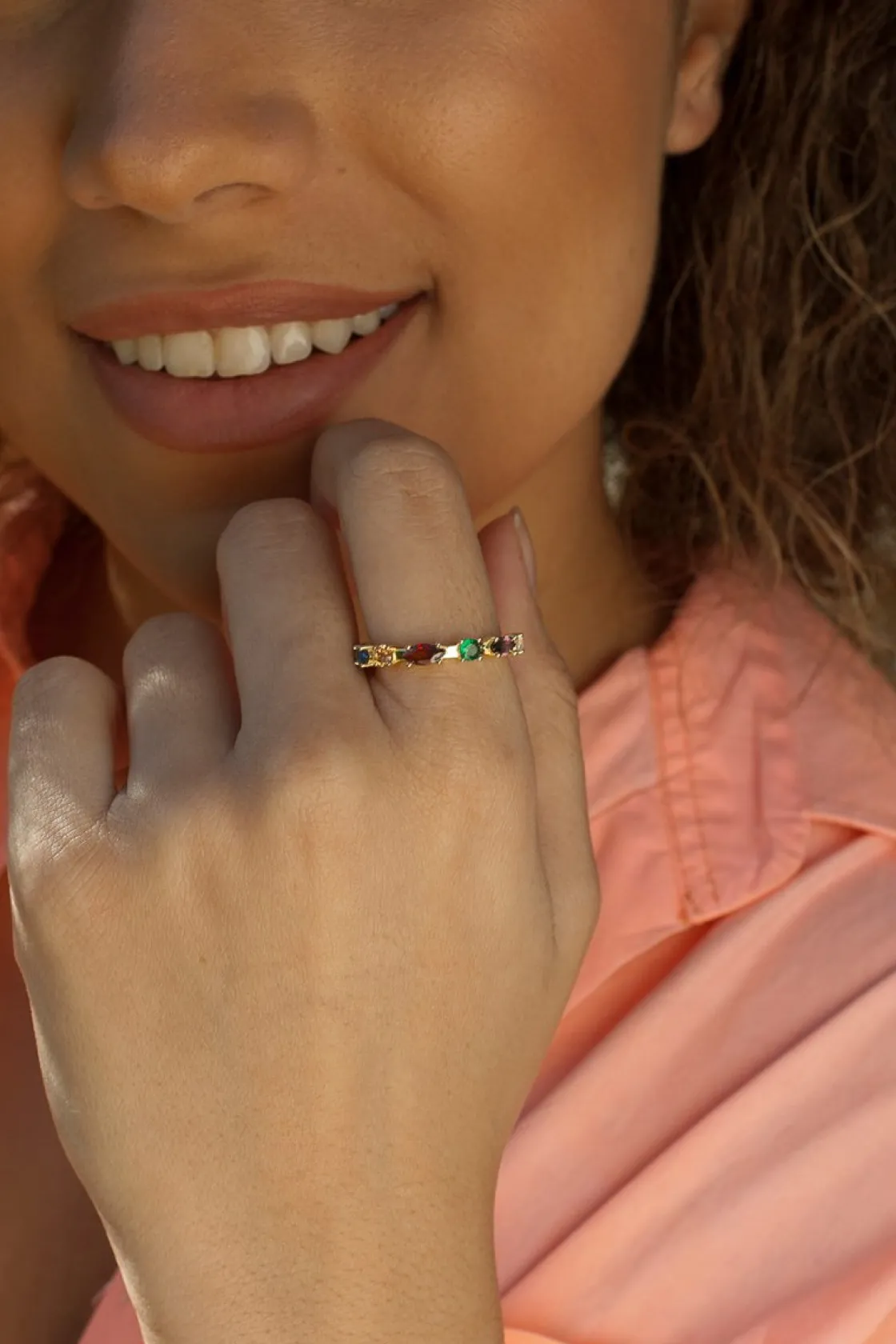 Anillos Dorados | Anillos Pequeños | LINEARGENT Anillos con piedras de colores brillantes multi talla