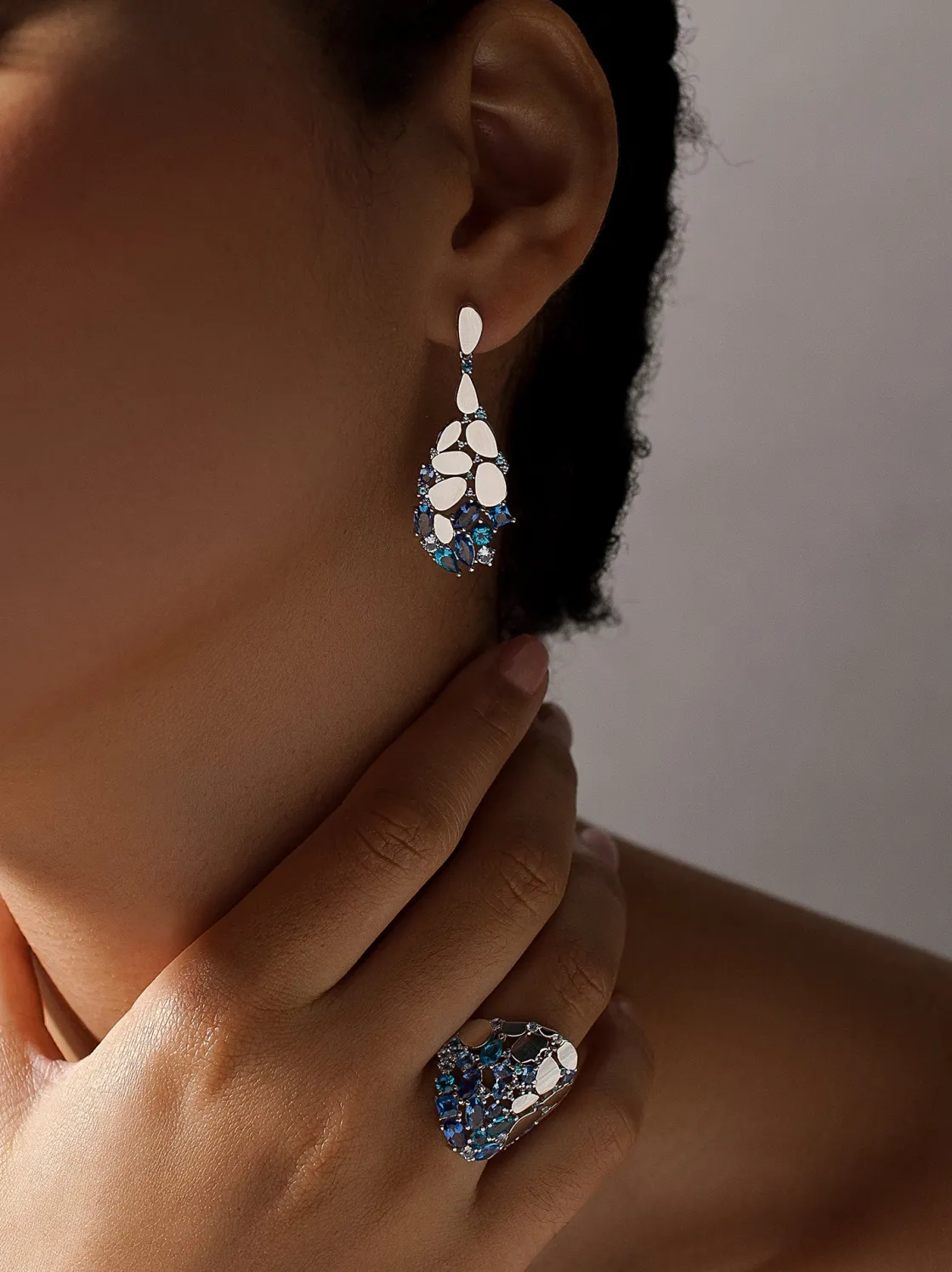 Anillos Especiales | Anillos Con Piedras | LINEARGENT Anillos con piedras de colores de tonos azules
