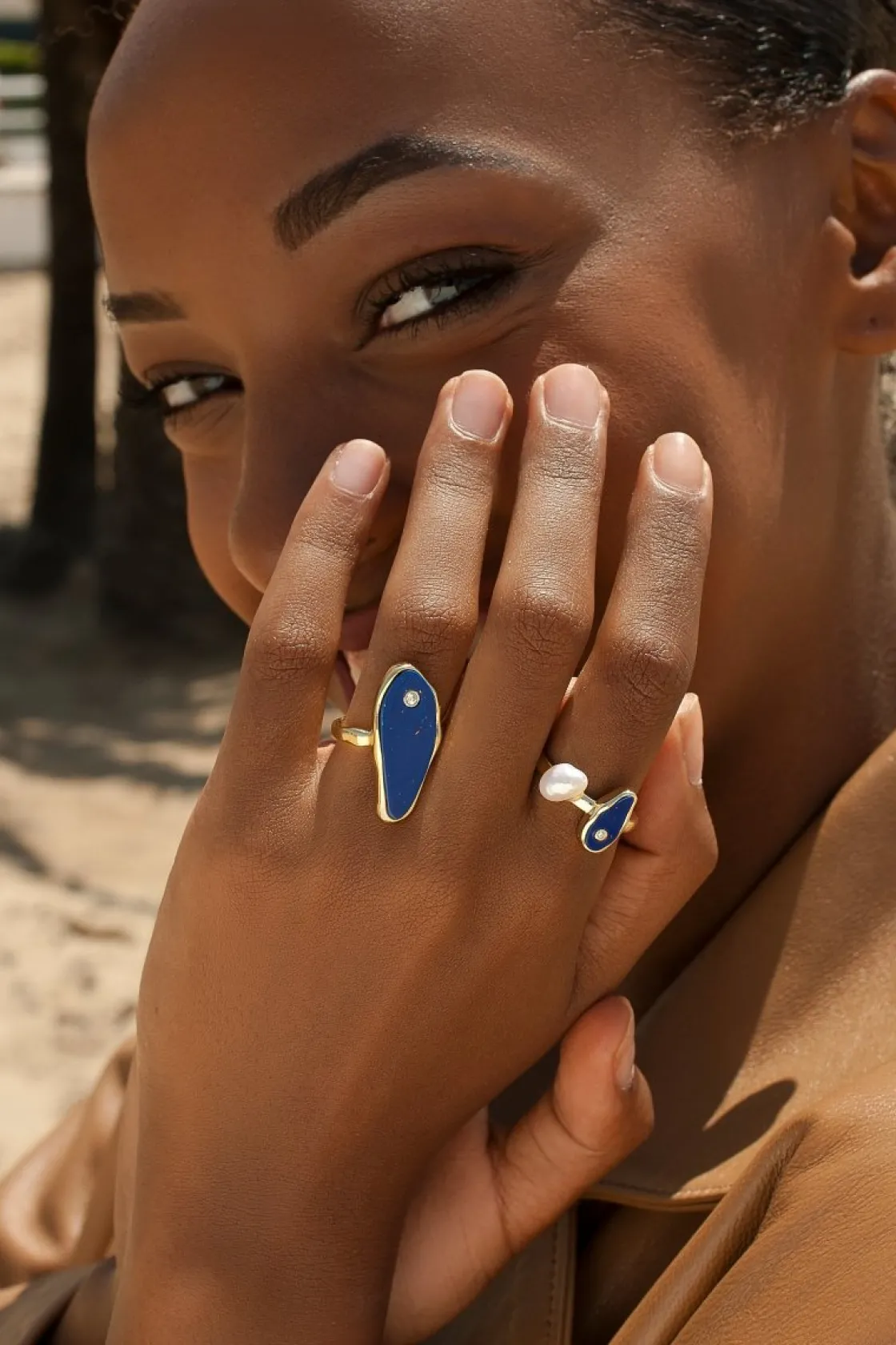 Anillos De Diseño | Anillos Con Piedras | LINEARGENT Anillos con piedras diseño irregular de lapislázuli