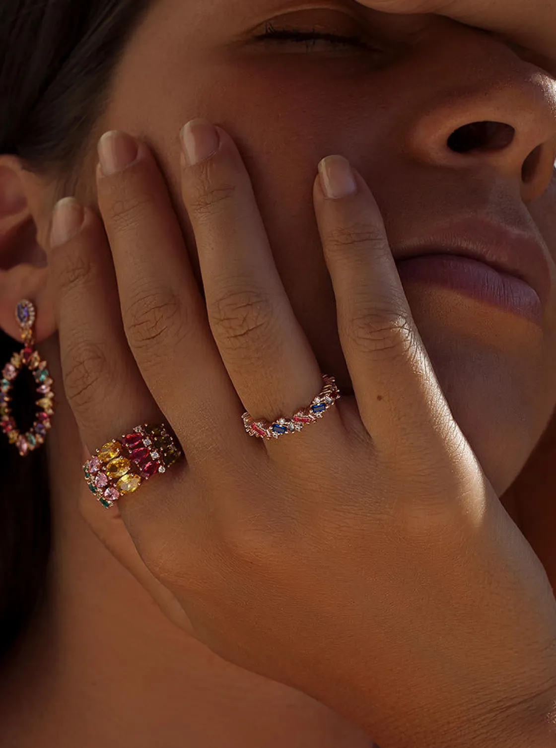 Anillos Pequeños | Anillos Con Piedras | LINEARGENT Anillos con piedras multicolor de plata bañada en oro