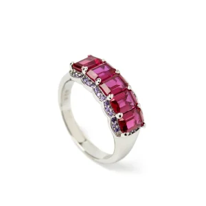 Anillos Con Piedras | LINEARGENT Anillos con piedras talla esmeralda tono fucsia