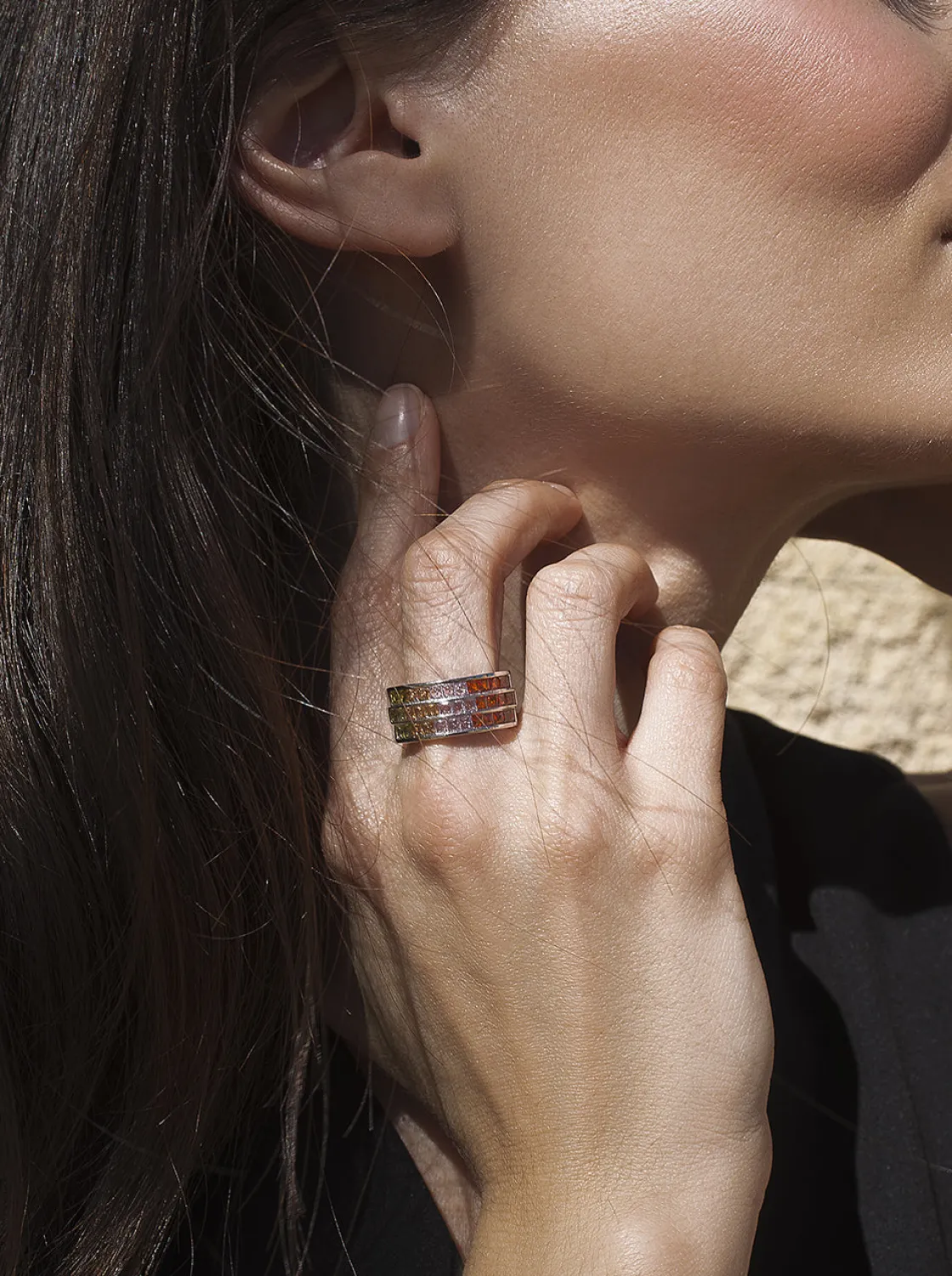 Anillos Con Piedras | Anillos Grandes | LINEARGENT Anillos con piedras triple raíl tonos cálidos