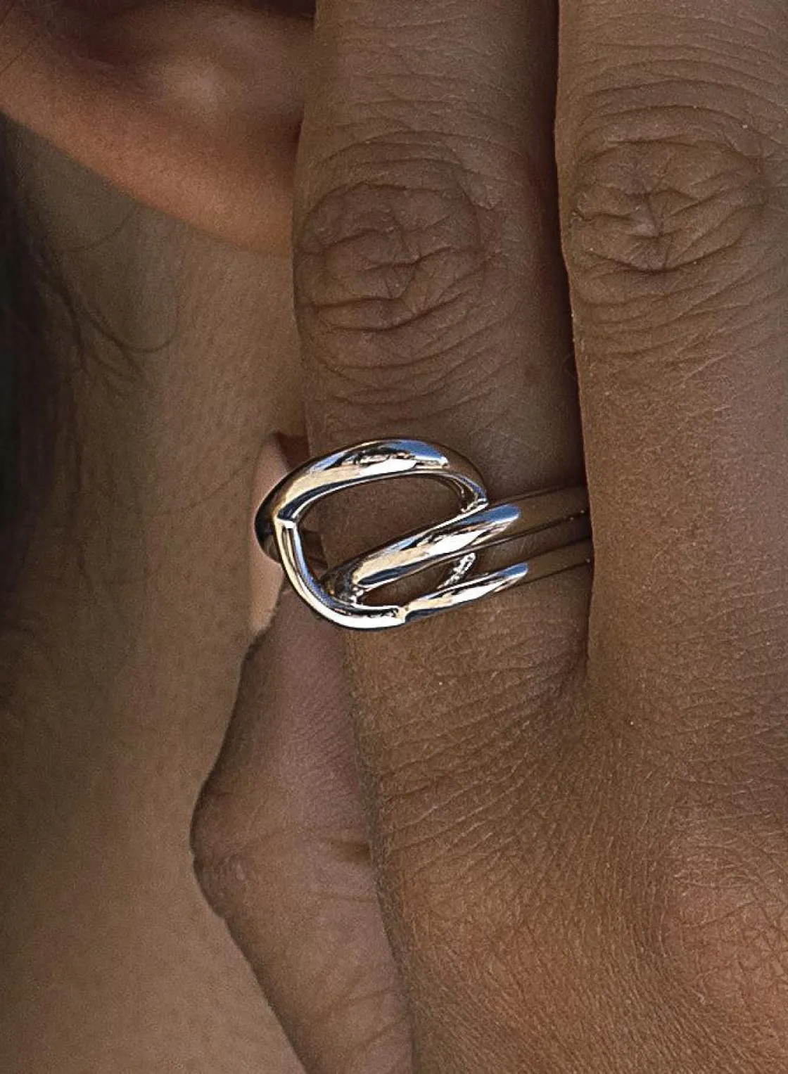 Anillos De Diseño | LINEARGENT Anillos de diseño enredado con círculo central