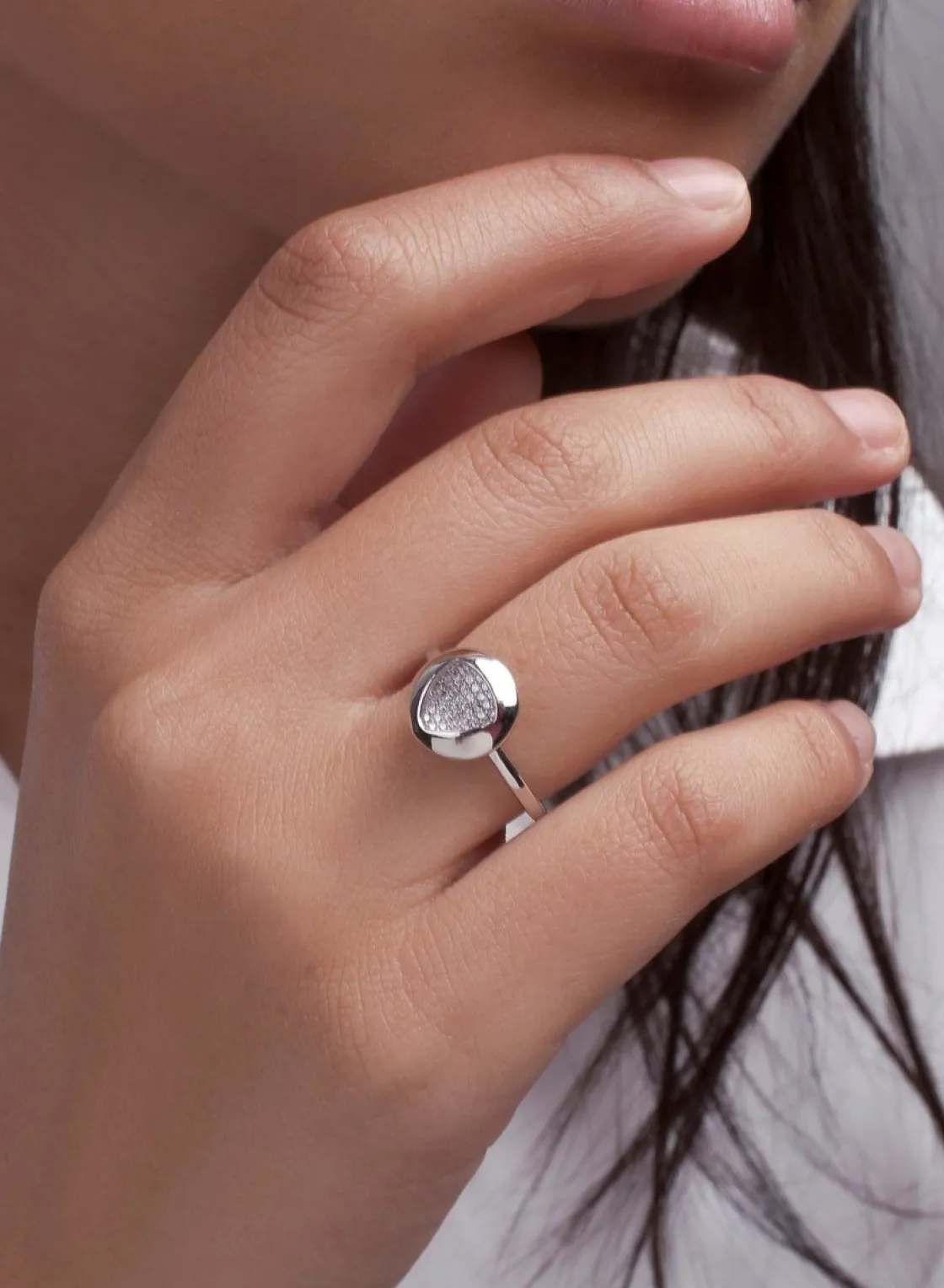 Anillos Finos | LINEARGENT Anillos finos de plata silueta triangular y circonitas