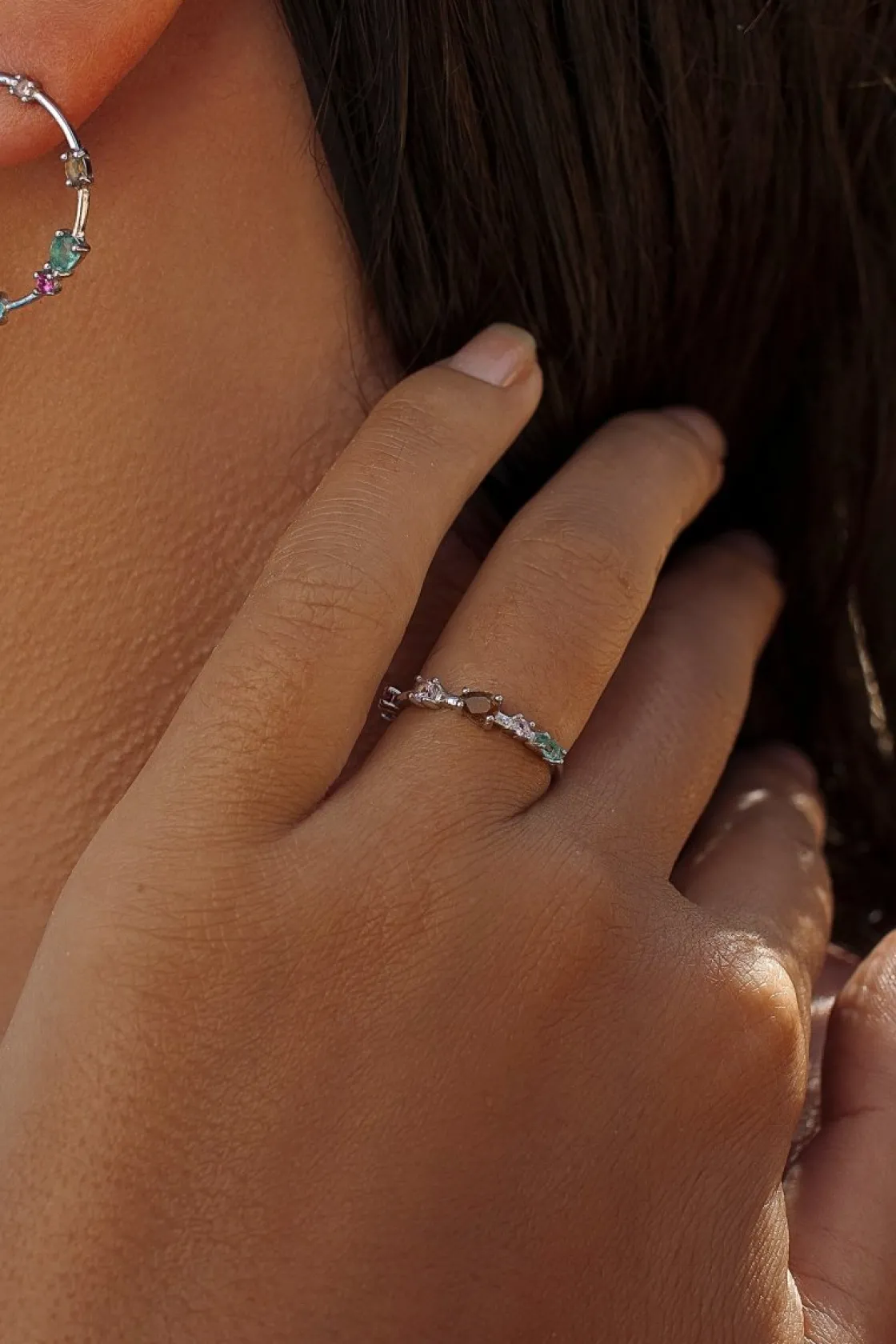 Anillos Pequeños | Anillos Con Piedras | LINEARGENT Anillos finos diseño de cuarzos adamantinos multi color