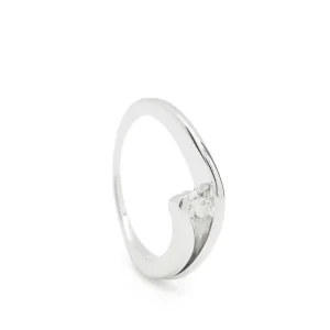 Anillos De Compromiso | Anillo Solitario | LINEARGENT Anillos finos diseño original con cuarzo adamantino central