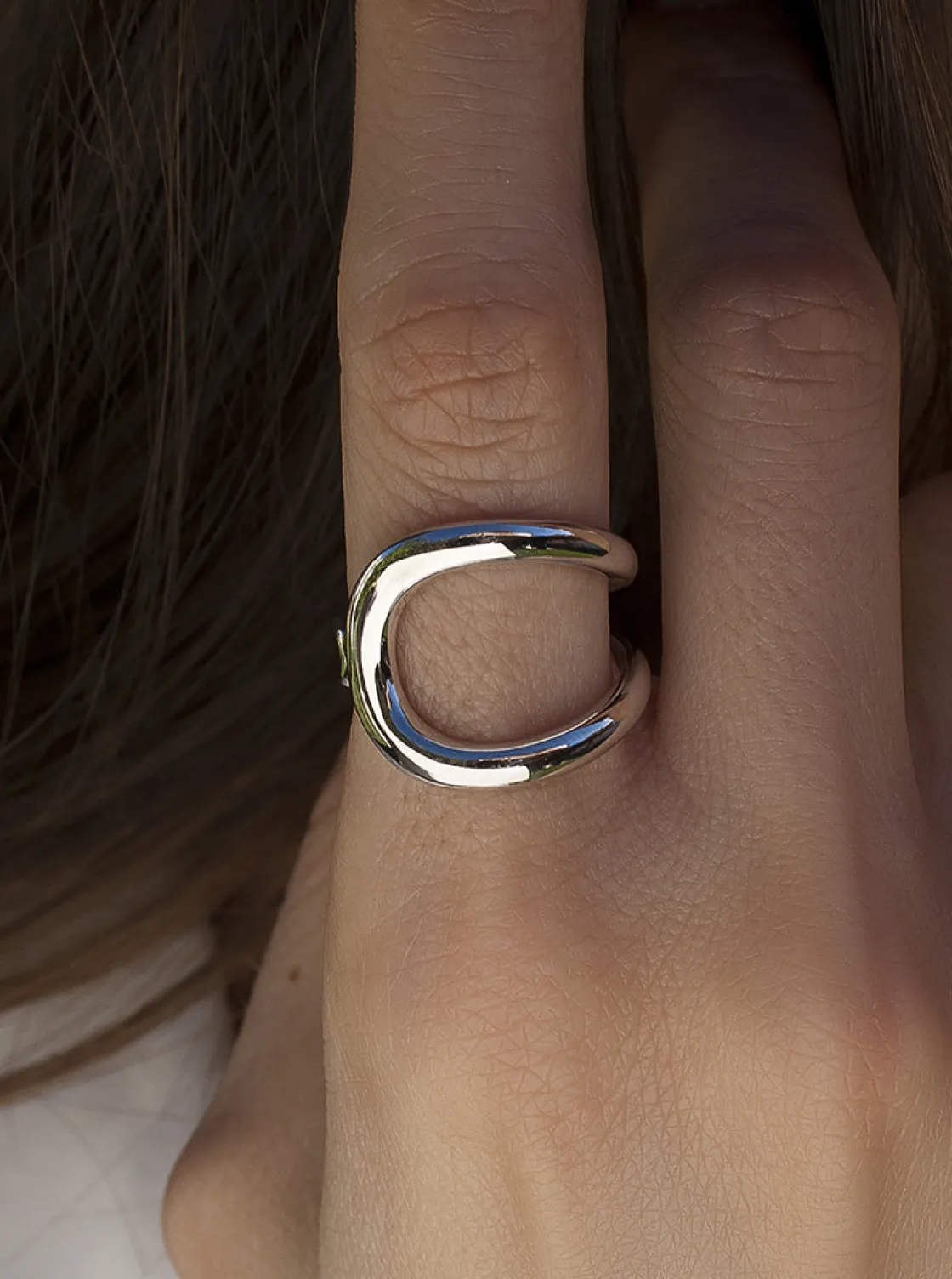 Anillos De Diseño | LINEARGENT Anillos grandes de plata lisa diseño curvilíneo
