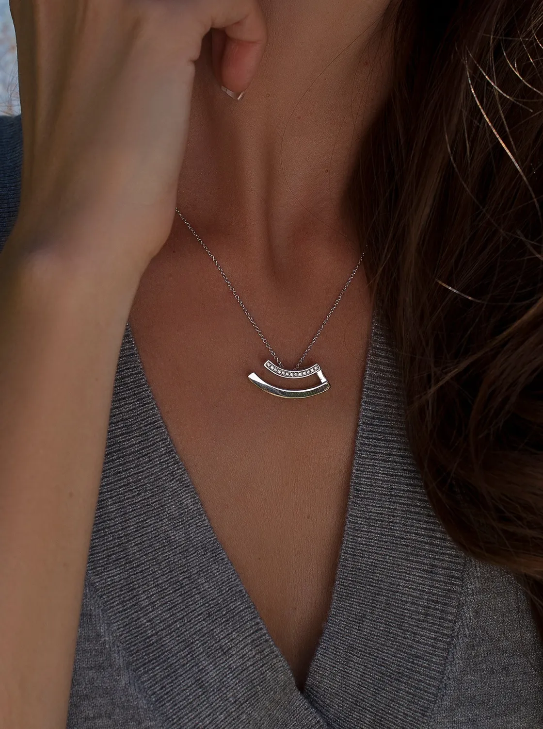 Collares Plata Originales | LINEARGENT Colgante brillante de plata diseño curvilíneo