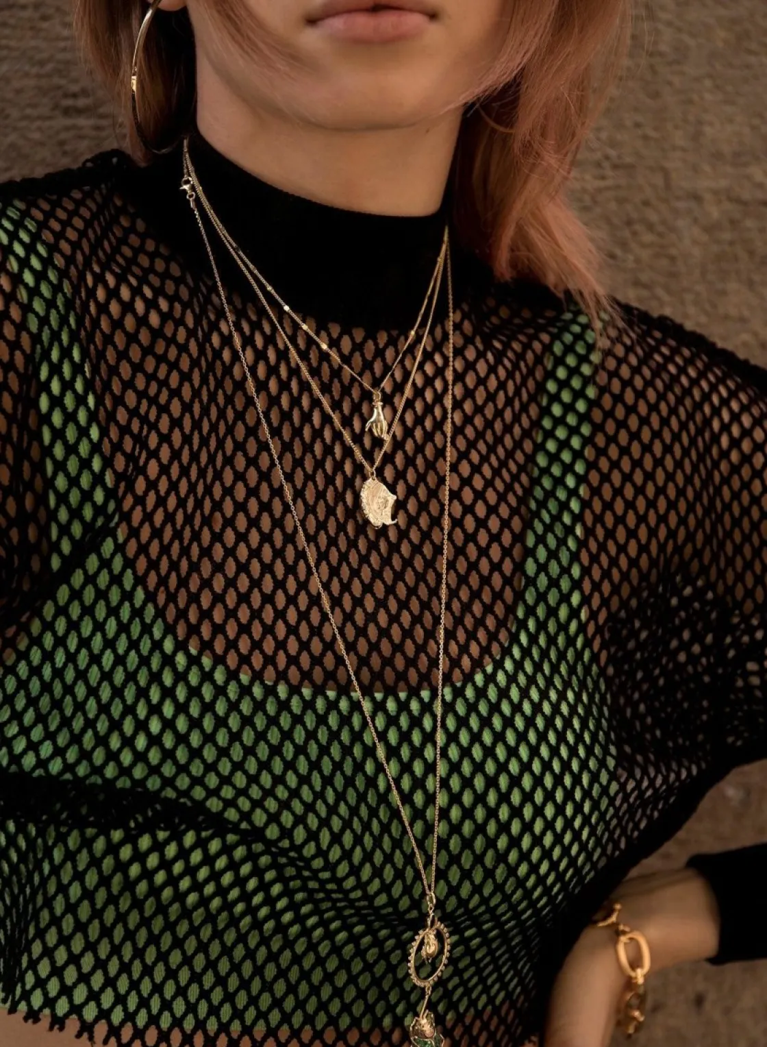 Collar Medalla | LINEARGENT Colgante de plata bañado en oro con motivo de media medalla