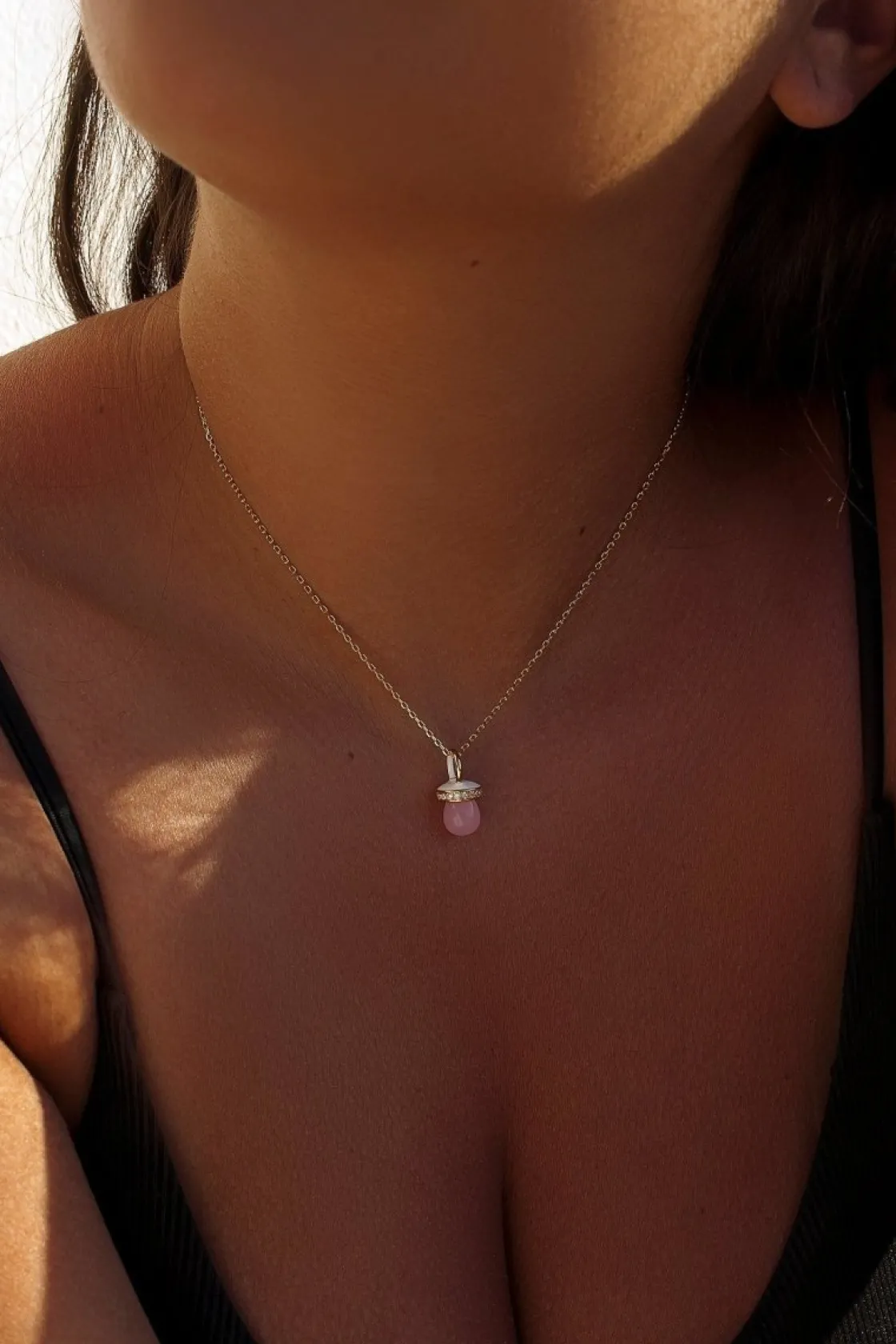 Collares Con Piedras | LINEARGENT Colgantes plata originales con motivo de chupete de cuarzo rosa y esmalte blanco