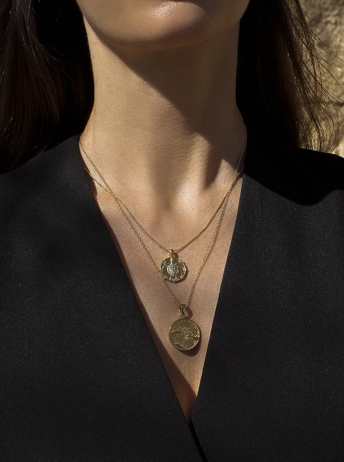 Collar Medalla | LINEARGENT Collar medalla de plata bañada en oro diseño tortuga