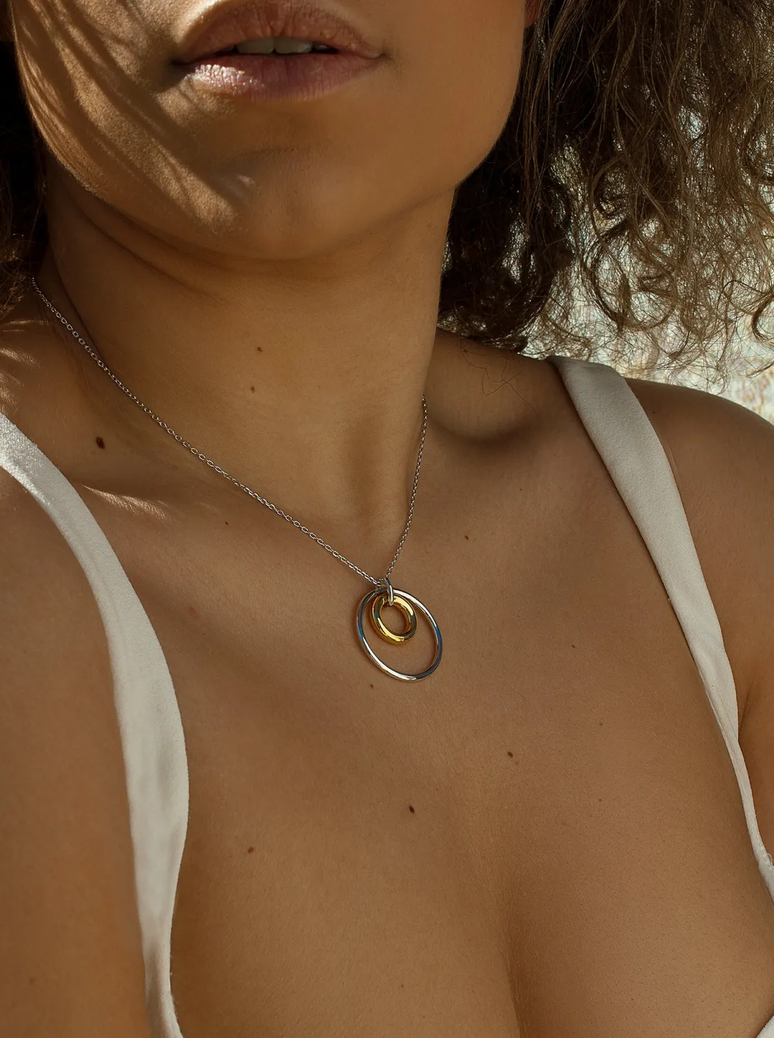 Colgantes Bicolor | LINEARGENT Collares con colgantes diseño doble aro bicolor
