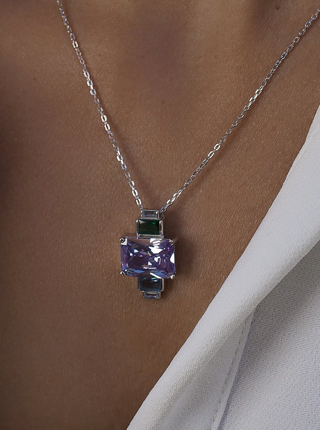 Collares Con Piedras | LINEARGENT Collares con piedras de colores tono lavanda