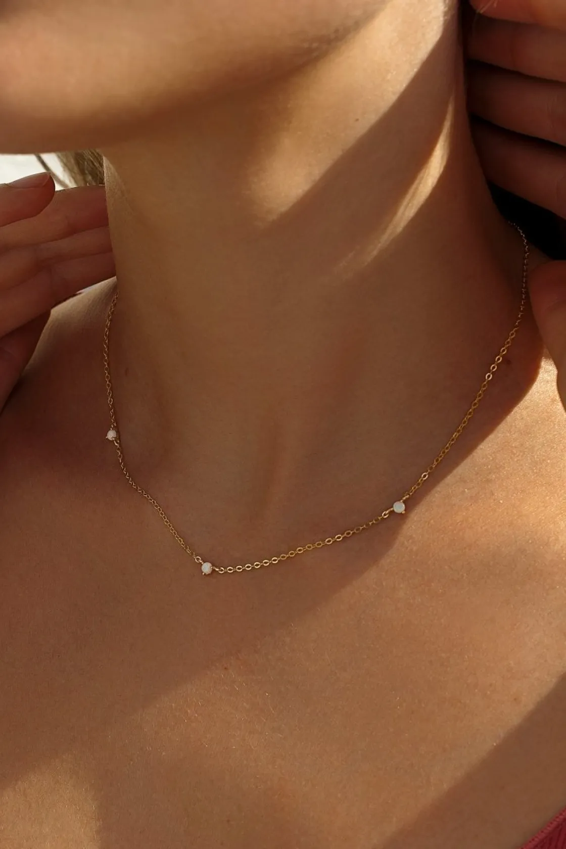 Collares Con Mini Colgantes | Collares Cortos | LINEARGENT Collares cortos diseño de tres gemas con baño de oro