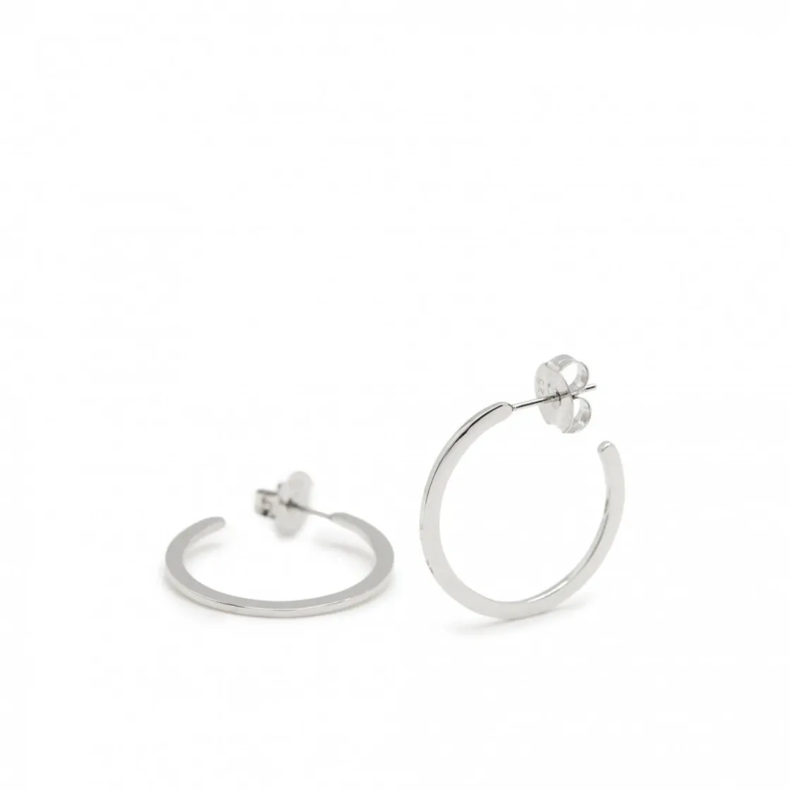 Pendientes Aro | LINEARGENT Pendientes aro de plata diseño plano y elegante