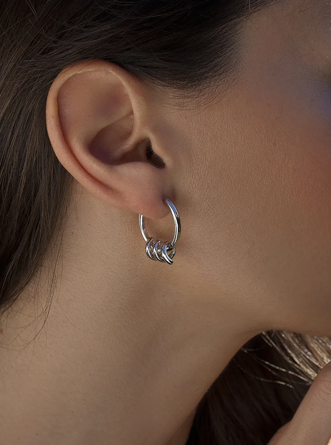 Pendientes Originales | Pendientes Aro | LINEARGENT Pendientes aro de plata lisa con motivo de espiral