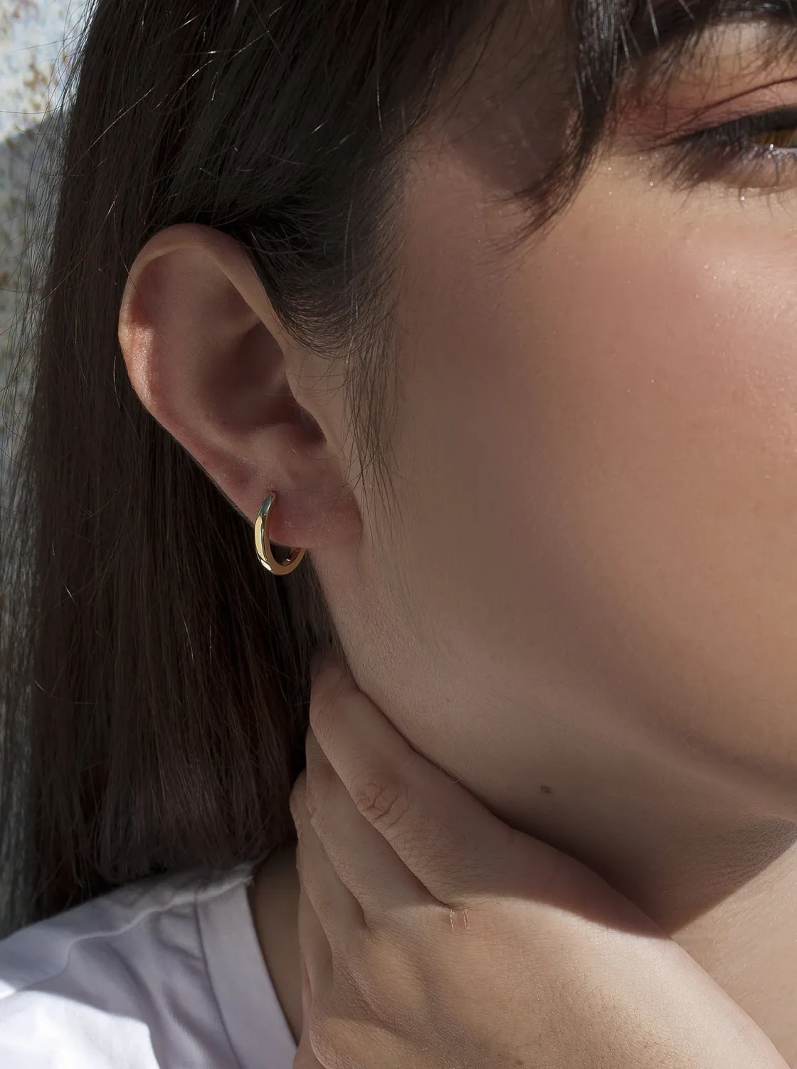 Pendientes Pequeños | Pendientes Aro | LINEARGENT Pendientes aro pequeños de plata bañada en oro diseño ovalado