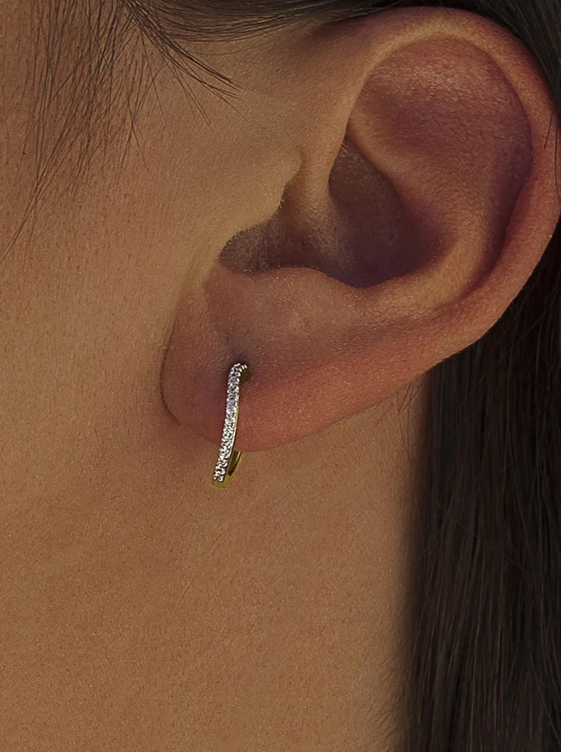 Pendientes Aro | LINEARGENT Pendientes aro pequeños diseño curvilíneo con circonitas y baño de oro