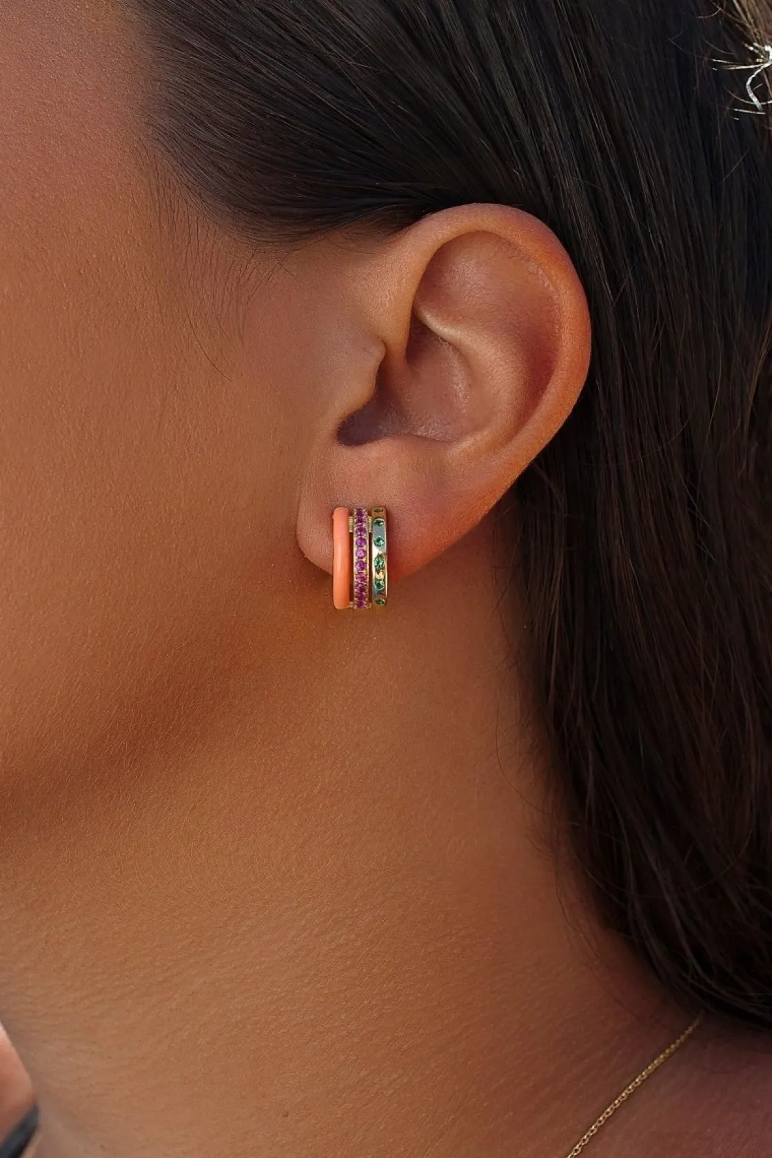Pendientes De Piedras De Colores | LINEARGENT Pendientes aro pequeños diseño esmalte naranja con circonitas