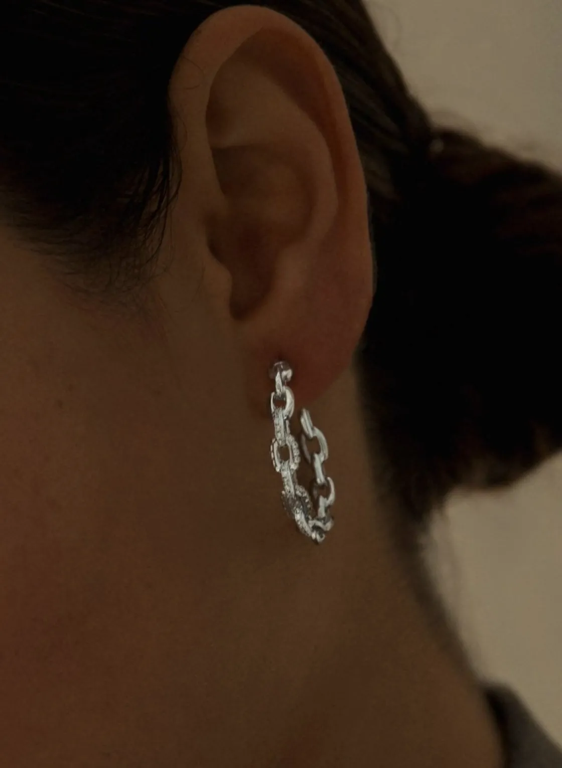 Pendientes Aro | LINEARGENT Pendientes aro plata originales diseño de cadena y detalle circonitas
