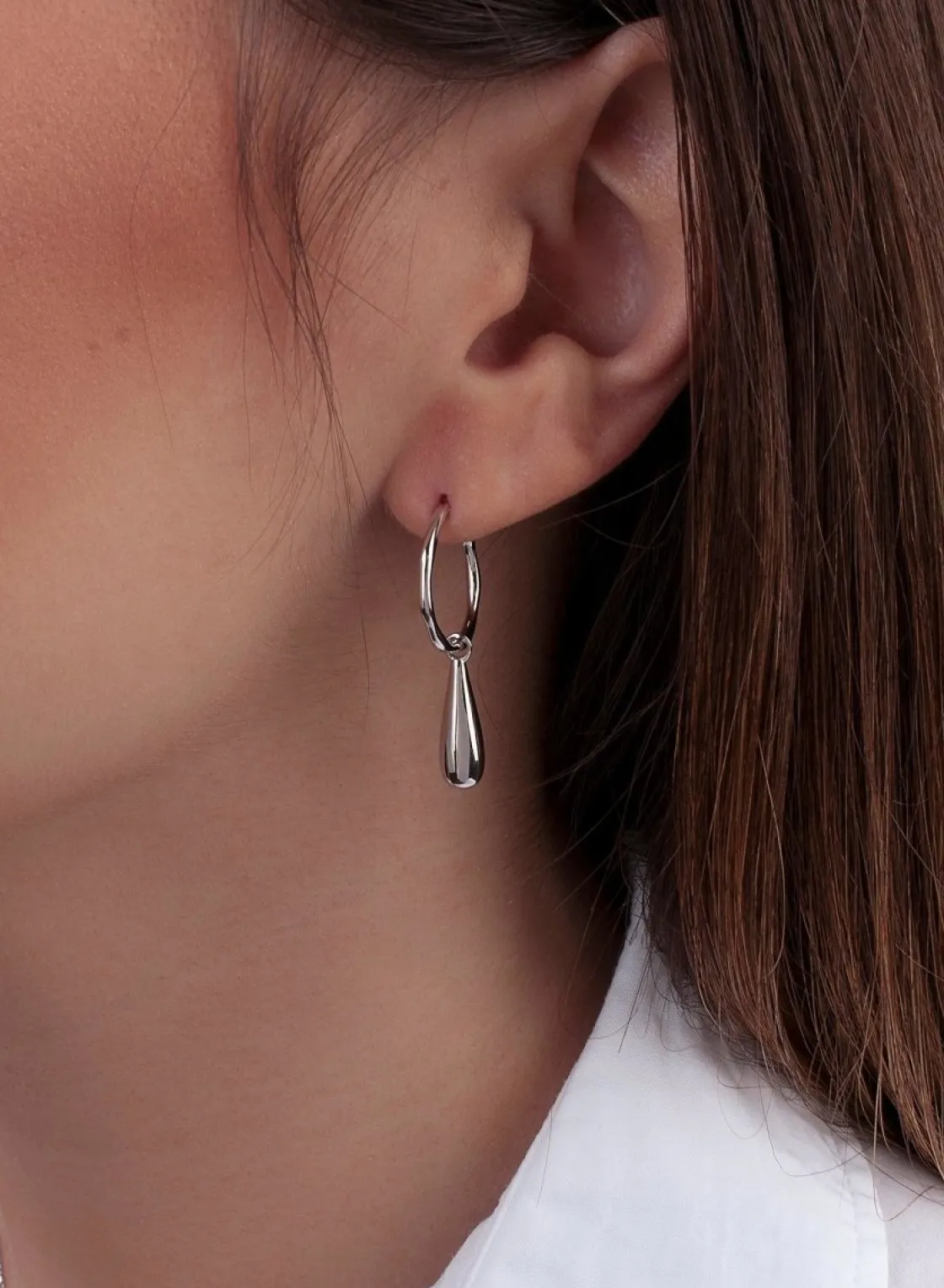 Pendientes Con Colgantes | LINEARGENT Pendientes aros con colgantes diseño lágrima de plata lisa