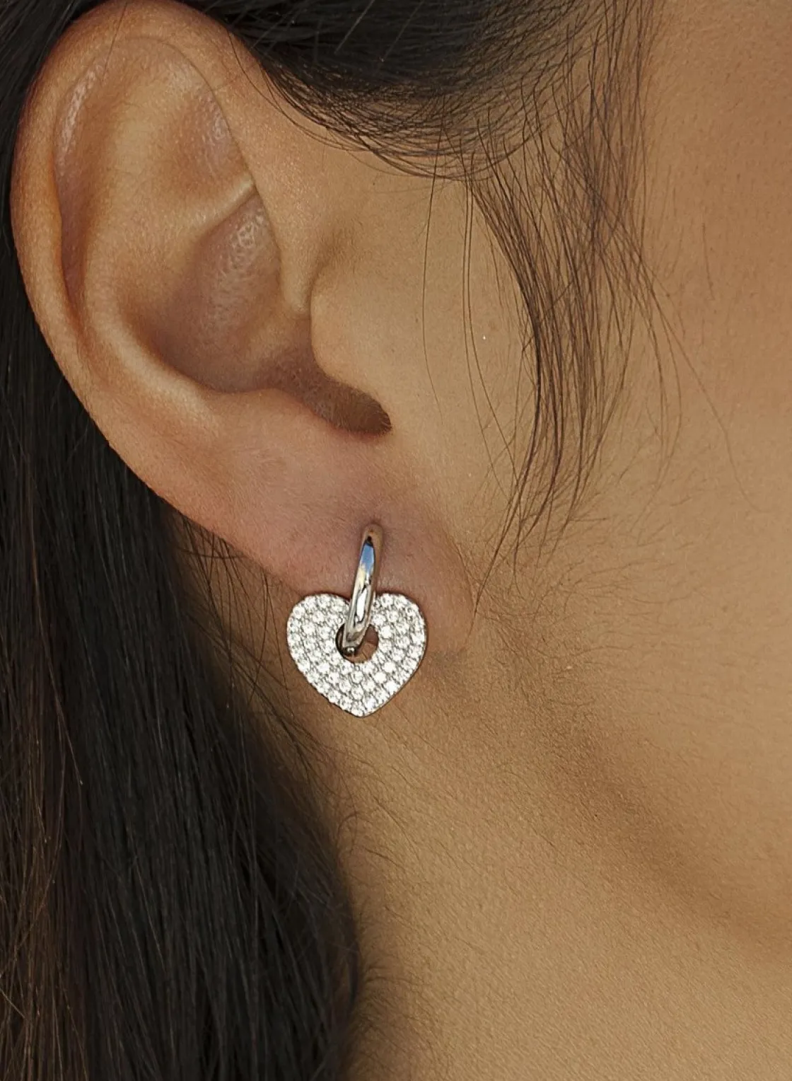 Pendientes Pequeños | LINEARGENT Pendientes aros con colgantes motivo corazón en plata lisa