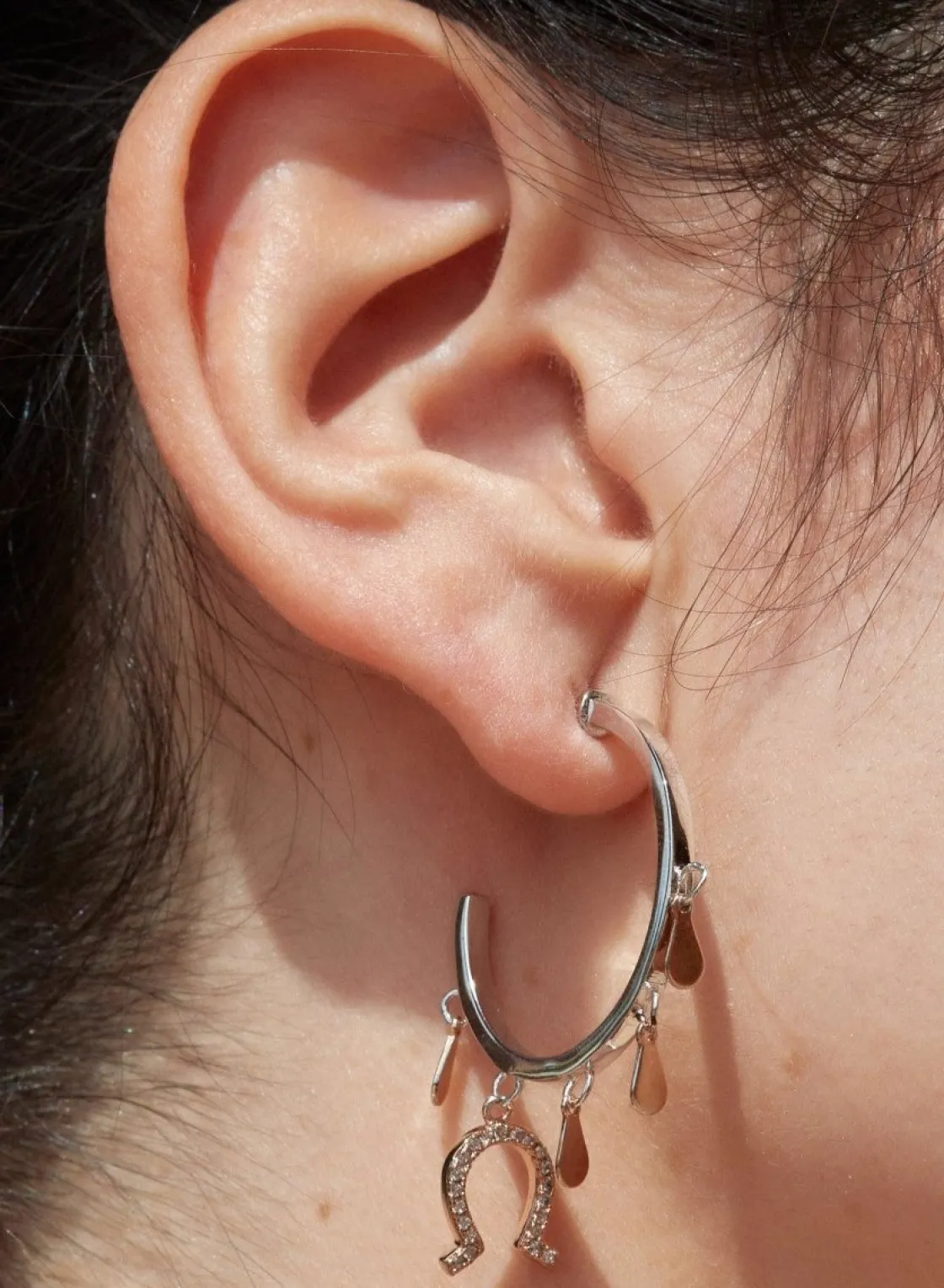 Pendientes Aro | LINEARGENT Pendientes aros con colgantes plata con motivo herradura de circonitas