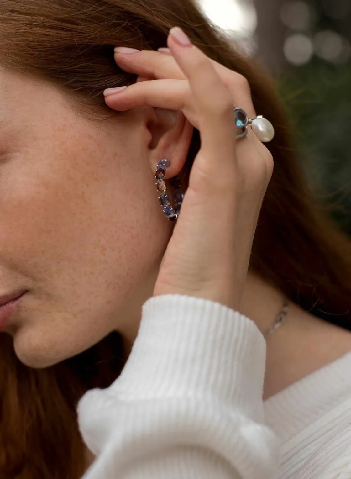 Pendientes Aro | LINEARGENT Pendientes aros con piedras formados por gemas en tonos fríos