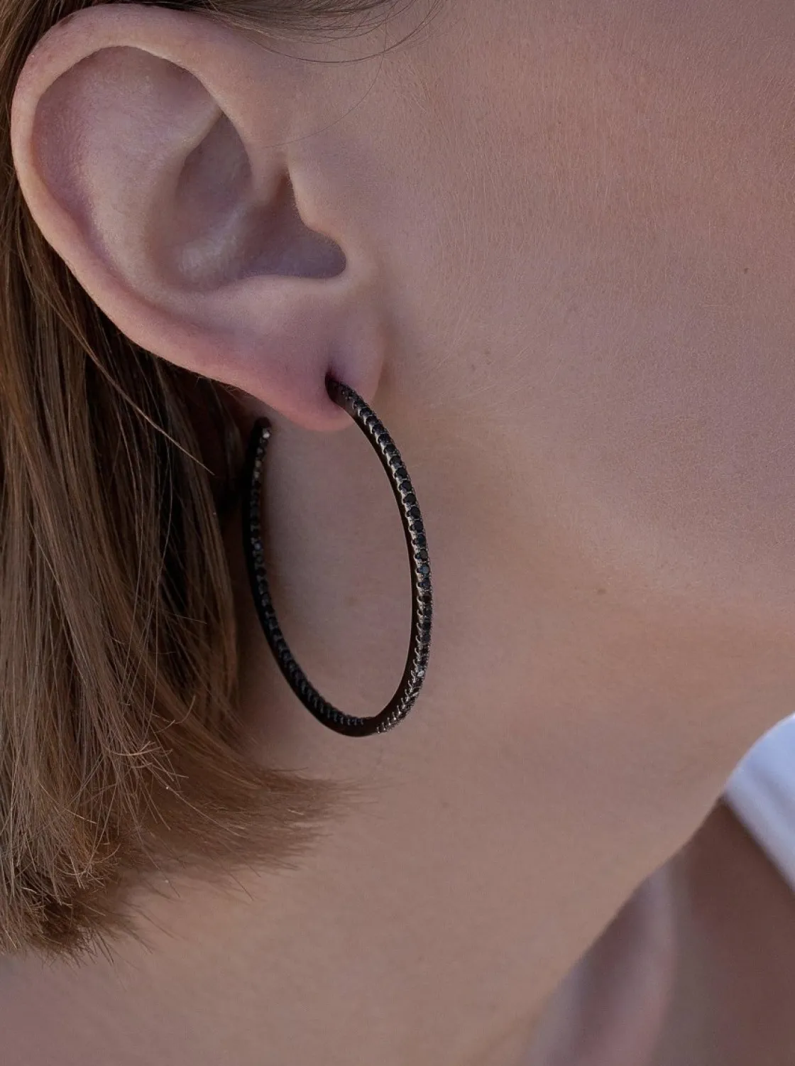 Pendientes Aro | LINEARGENT Pendientes aros grandes doble raíl de circonitas negras diseño cuadrado y baño de rutenio