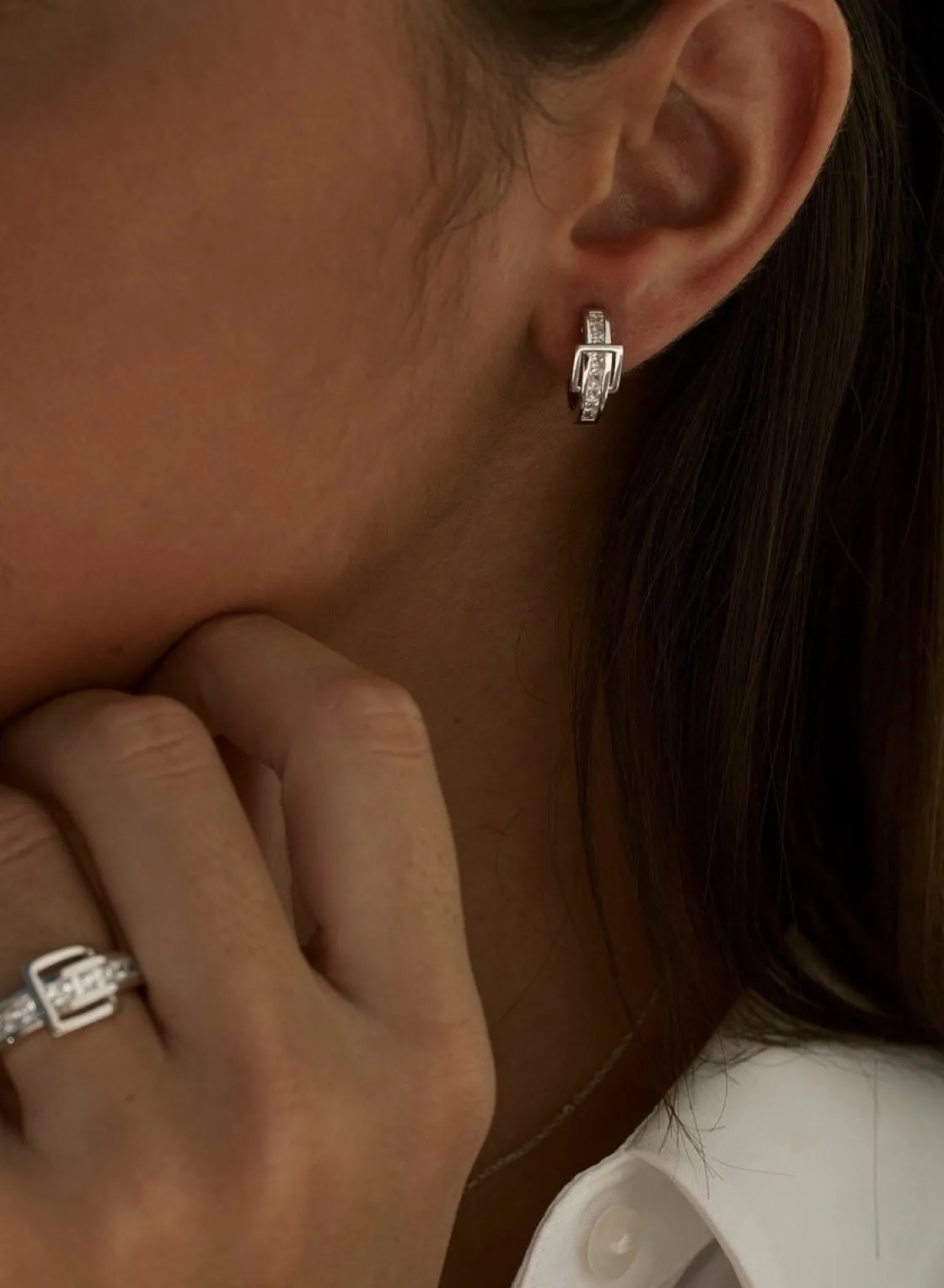 Pendientes Aro | LINEARGENT Pendientes aros pequeños diseño hebilla con circonitas