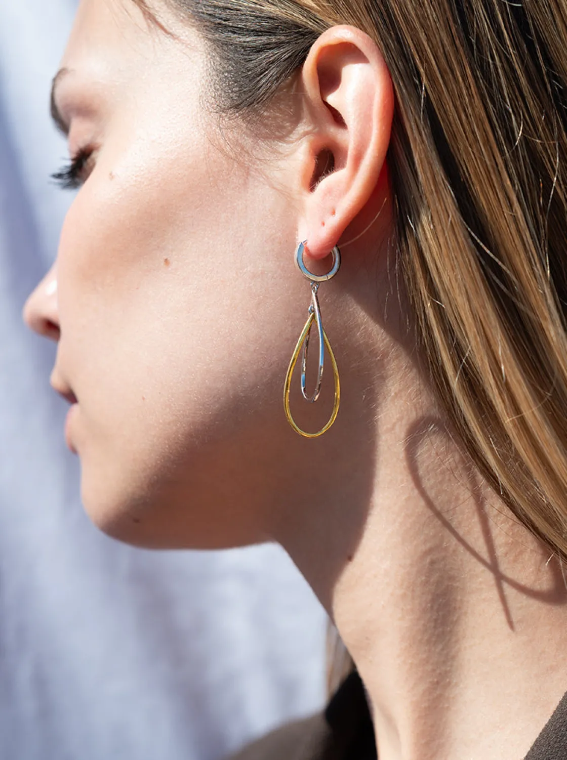 Pendientes Bicolor | LINEARGENT Pendientes bicolor de plata largos con diseño de lágrima