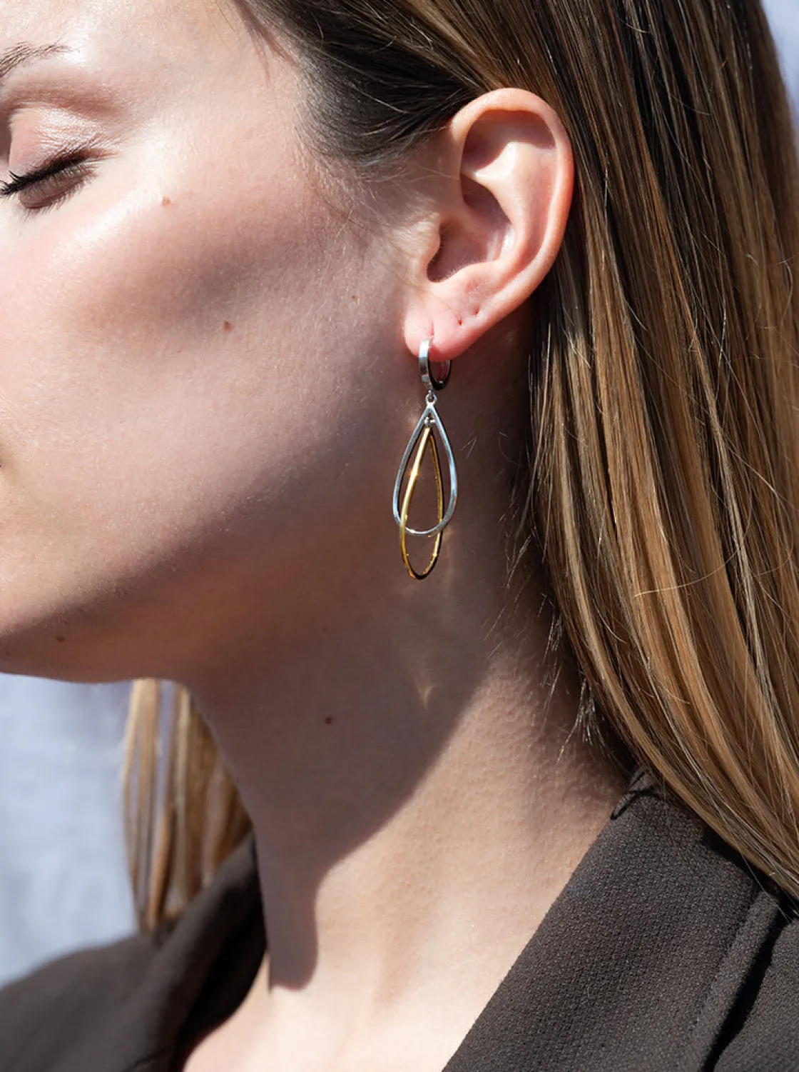 Pendientes Bicolor | LINEARGENT Pendientes bicolor de plata largos con diseño de lágrima