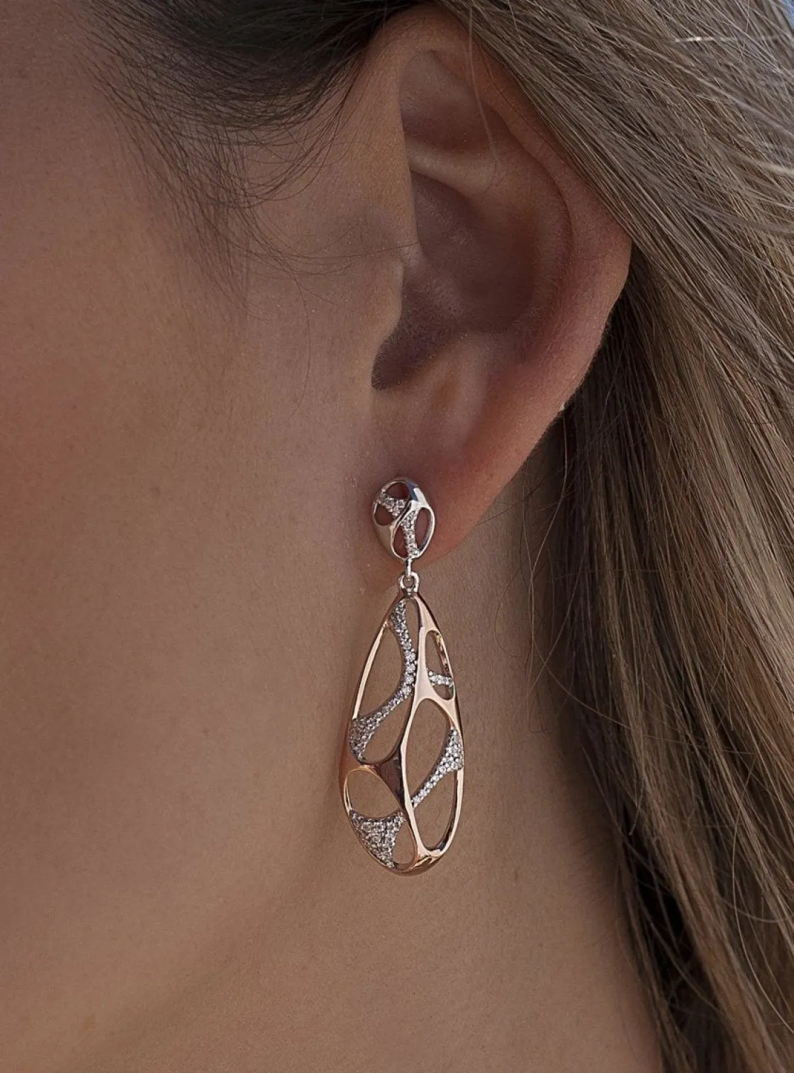 Pendientes Bicolor | Pendientes Largos | LINEARGENT Pendientes bicolor diseño de red con circonitas