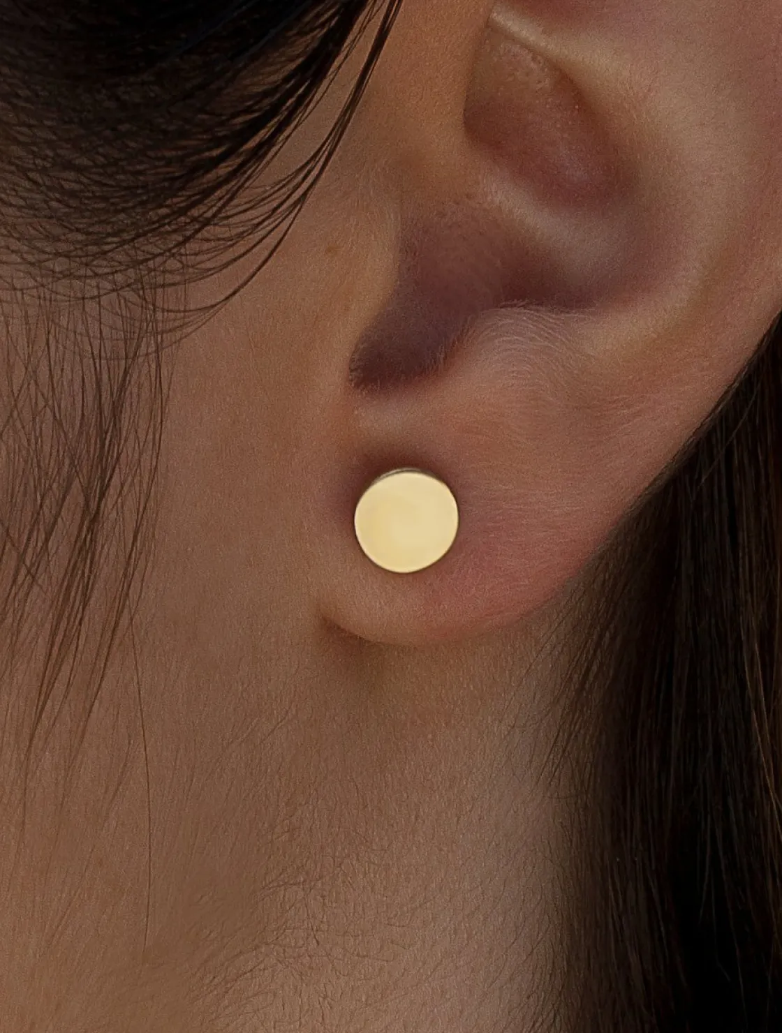 Pendientes Pequeños | LINEARGENT Pendientes botón diseño circular bañados en oro