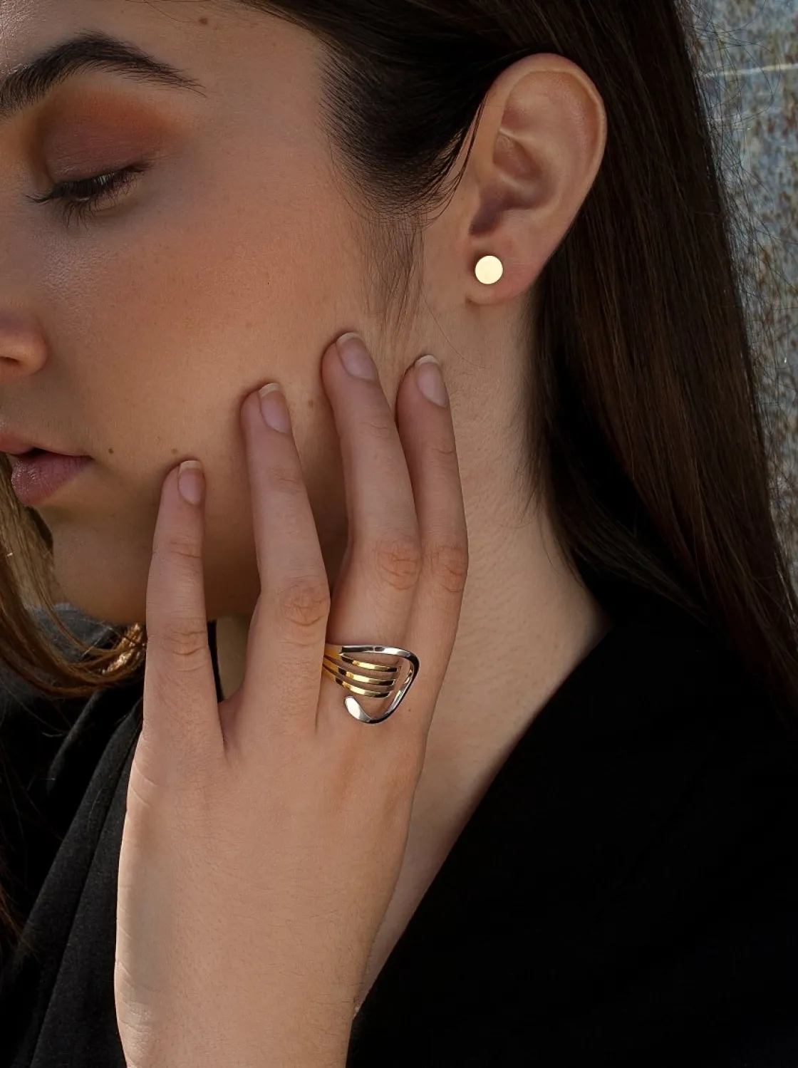Pendientes Pequeños | LINEARGENT Pendientes botón diseño circular bañados en oro