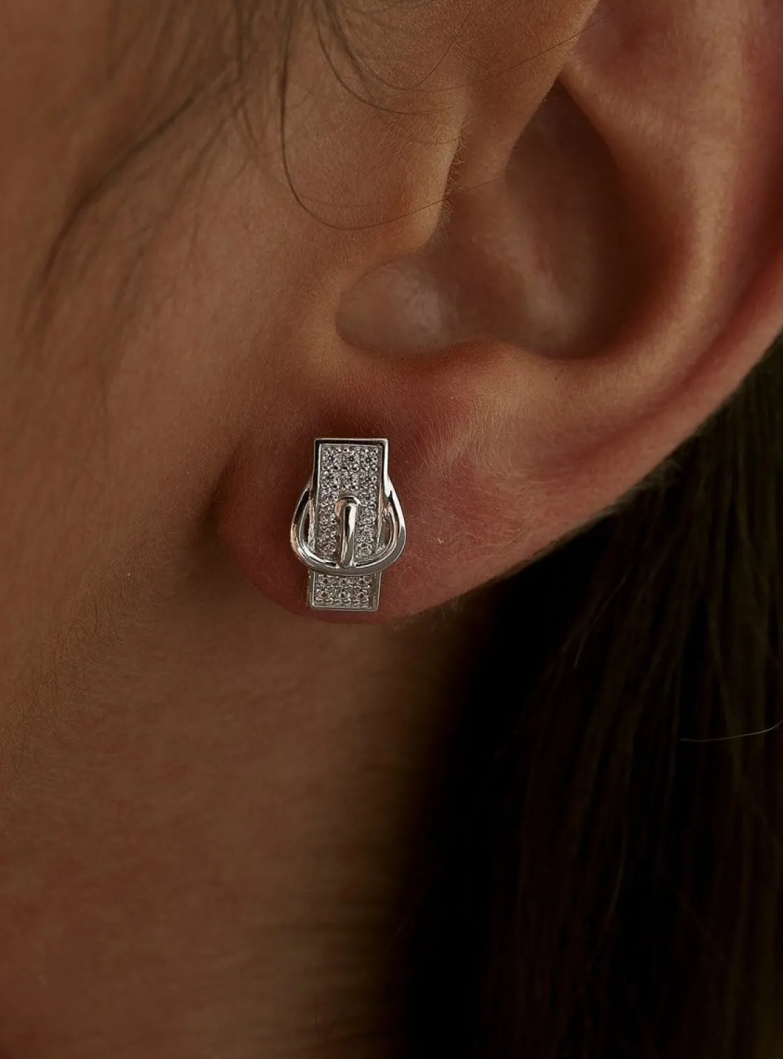 Pendientes Pequeños | LINEARGENT Pendientes brillantes pequeños diseño mini hebilla