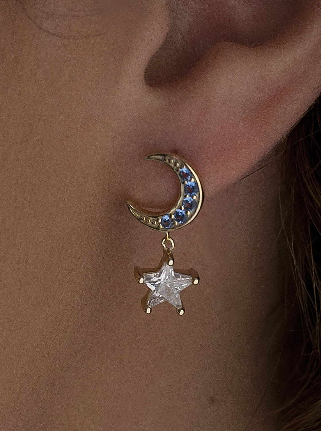 Pendientes Con Colgantes | LINEARGENT Pendientes con colgantes diseño lunar con gemas de colores