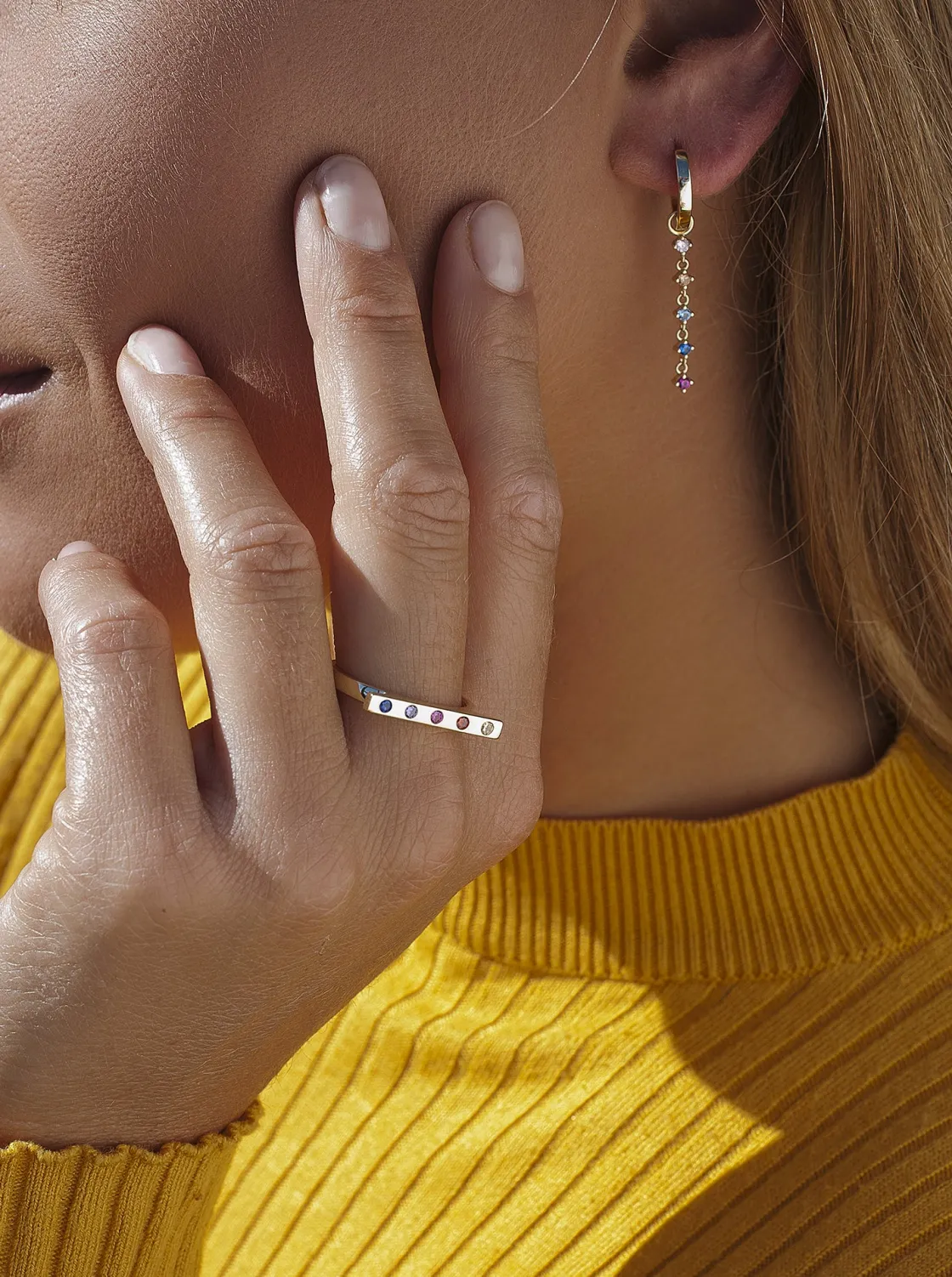 Pendientes Con Colgantes | LINEARGENT Pendientes con colgantes estilo aro con gemas multicolor