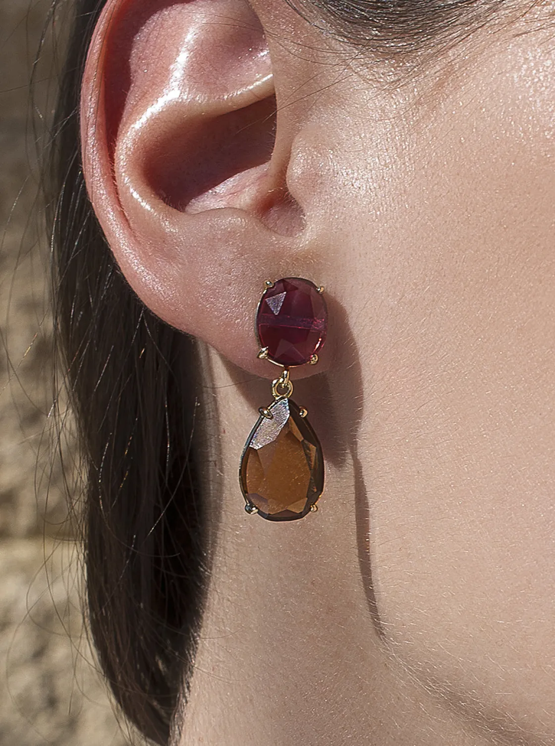 Pendientes De Piedras De Colores | LINEARGENT Pendientes de piedras de colores diseño lágrima tono ambar