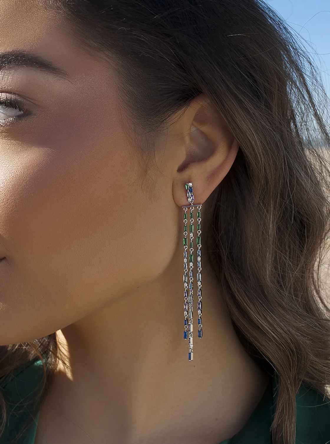 Pendientes Largos | LINEARGENT Pendientes largos con gemas de colores estilo cortina