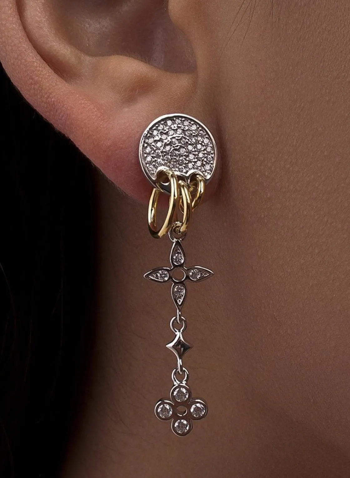 Pendientes Largos | LINEARGENT Pendientes largos finos de plata con charms de flores y circonitas